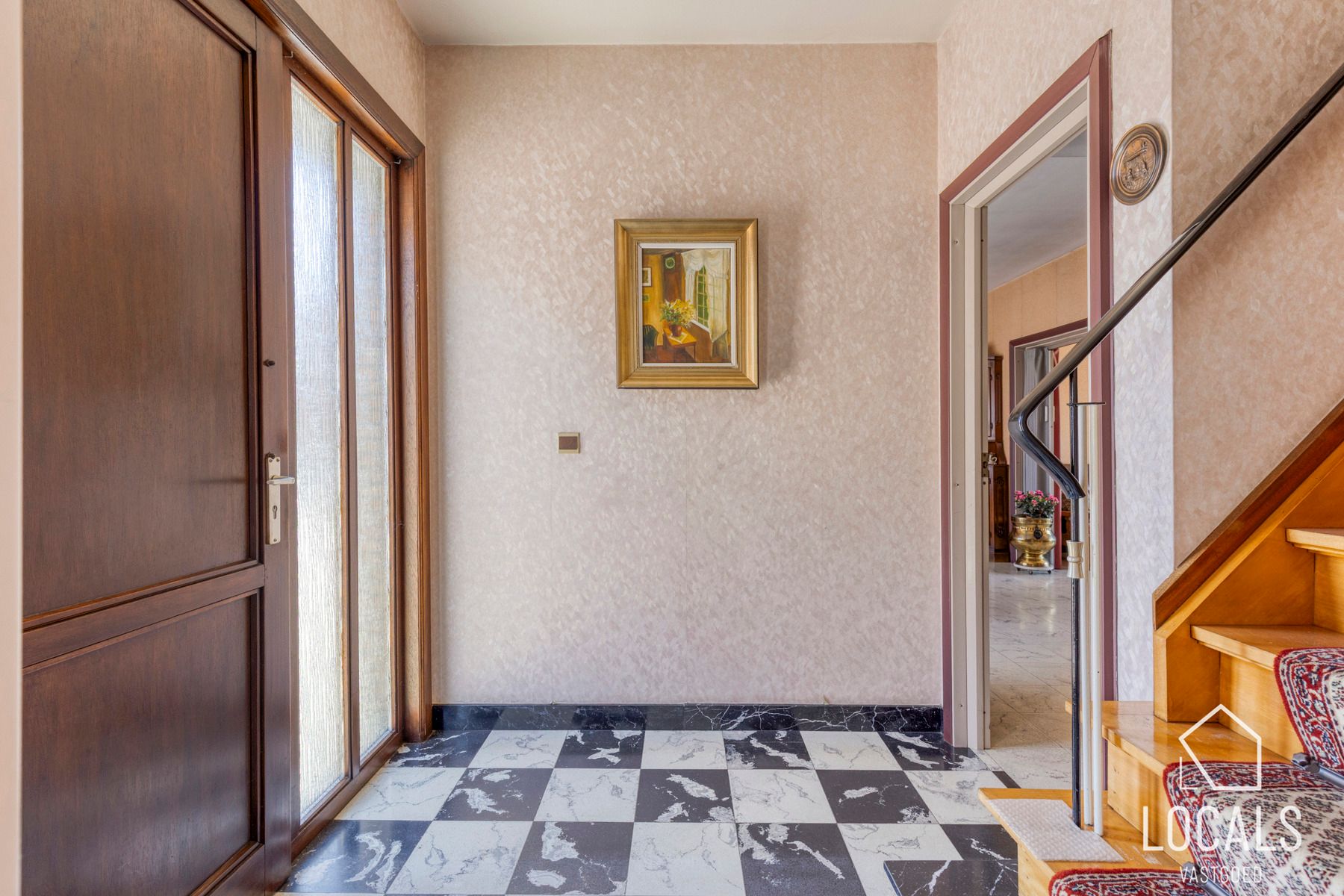 Woning met veel potentieel - tuin en grote zolder foto 5