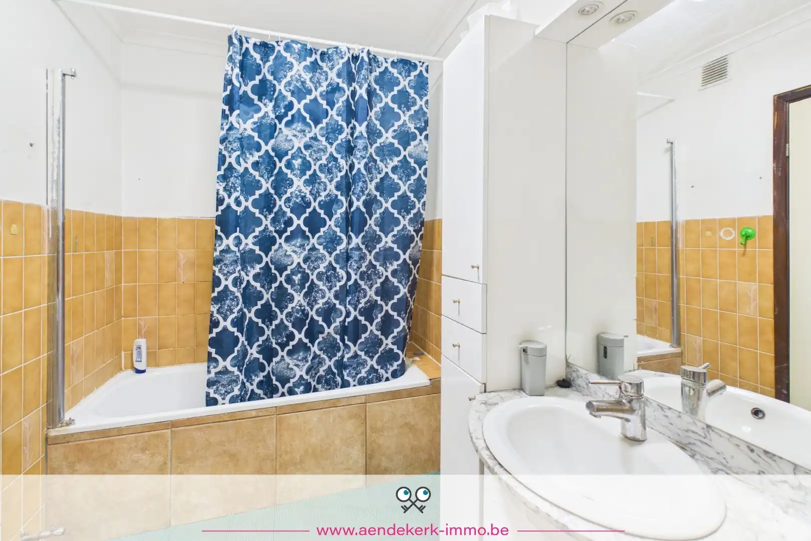 Ruim gelijkvloers appartement met 3 slaapkamers, garage en kelderberging foto 21