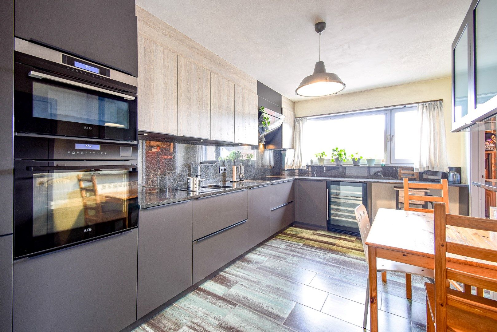 Rustig gelegen gezinswoning met 3 slaapkamers en garage foto 7