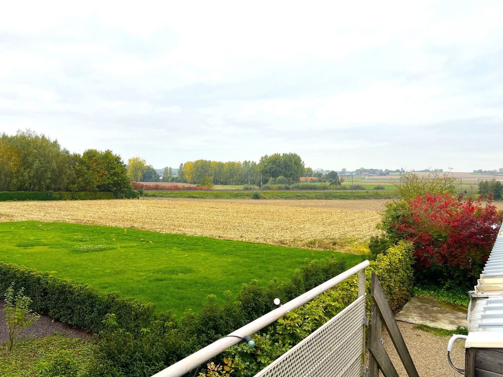 Ruim, lichtrijk appartement met dakterras foto 11