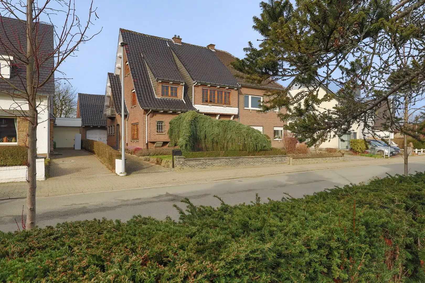 Hoofdfoto van de publicatie: Woning met karakter en uitzicht op de velden nabij centrum Aalst