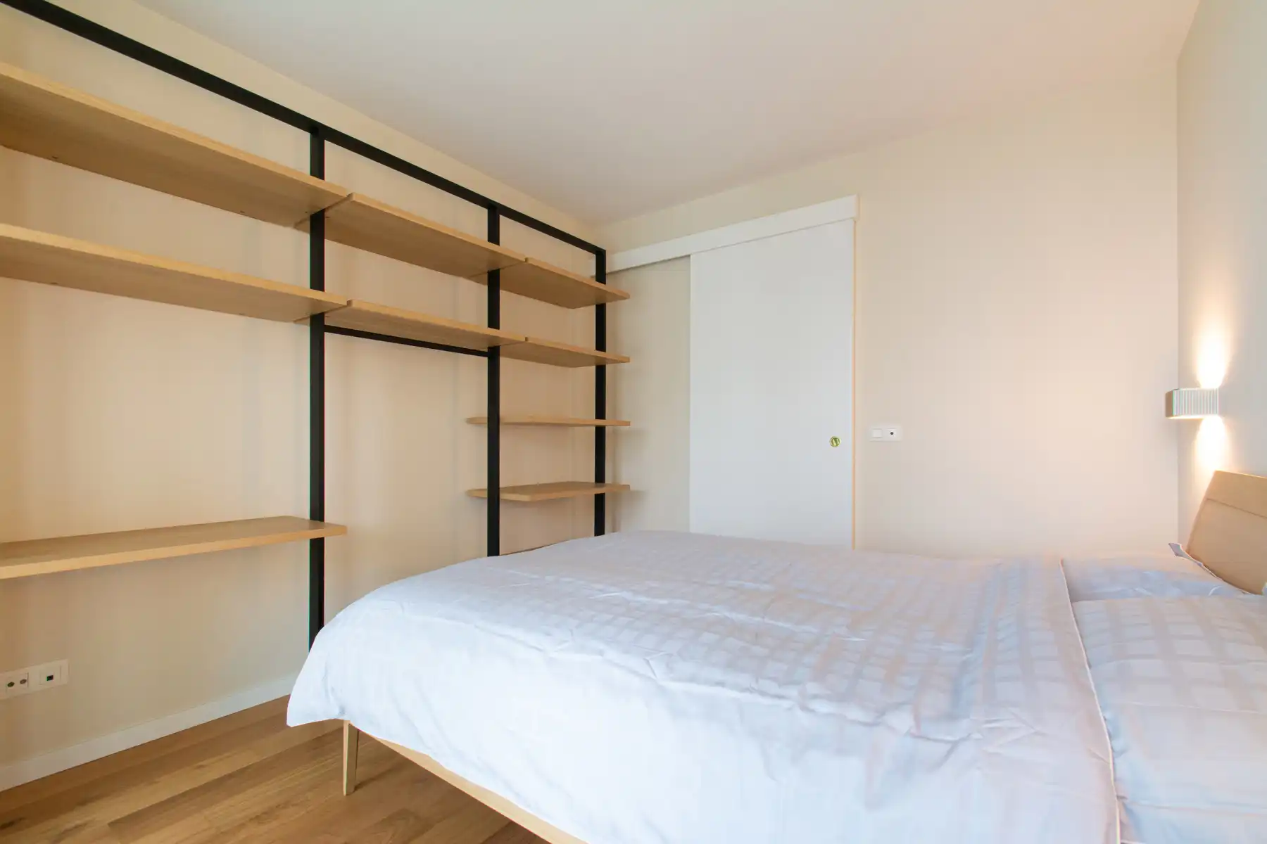 Gemeubeld 2-slaapkamerappartement met uitzicht op de Schelde foto 15