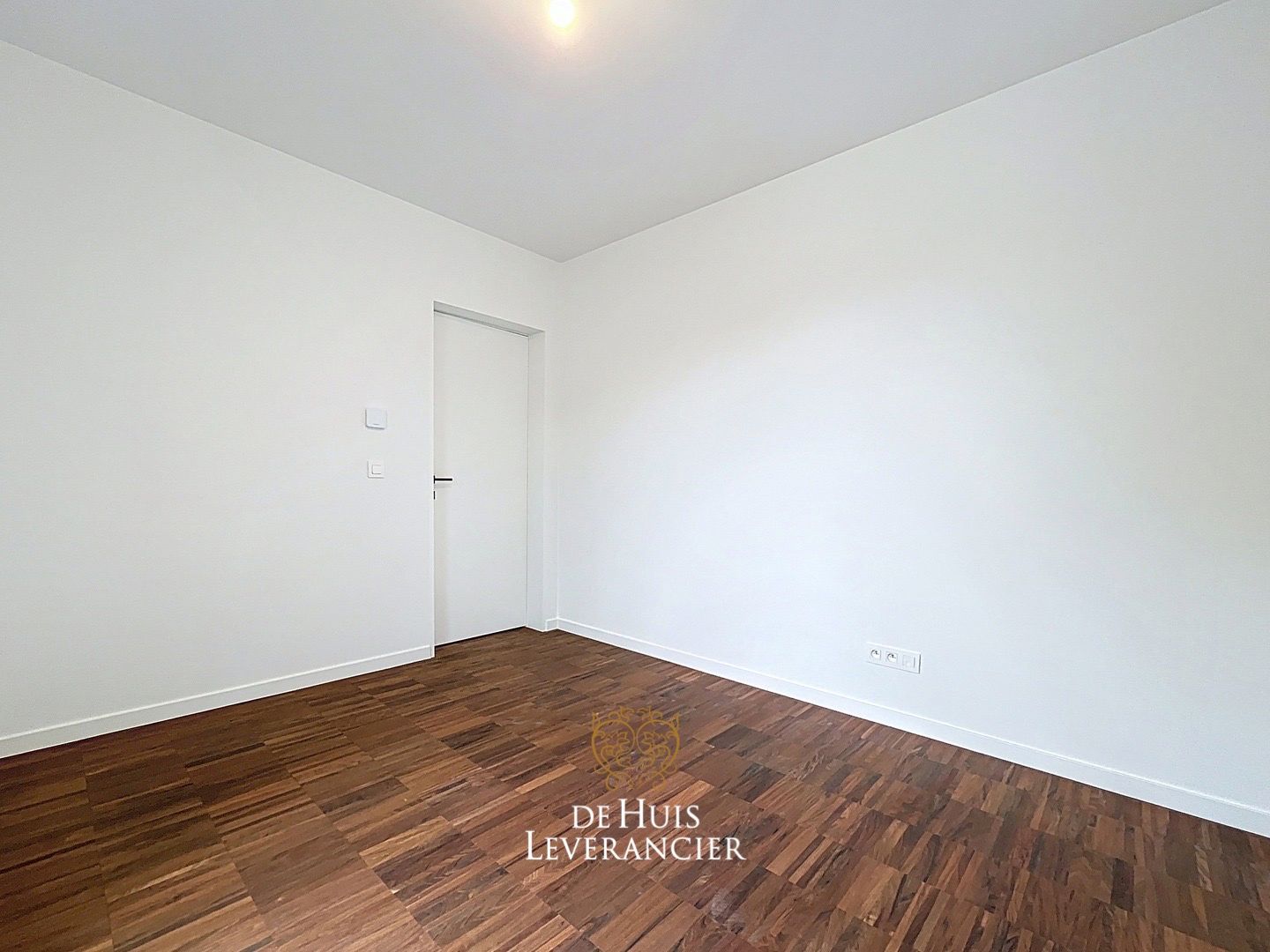 Vernieuwbouwde BEN Loft-villa te huur in Kontich foto 14