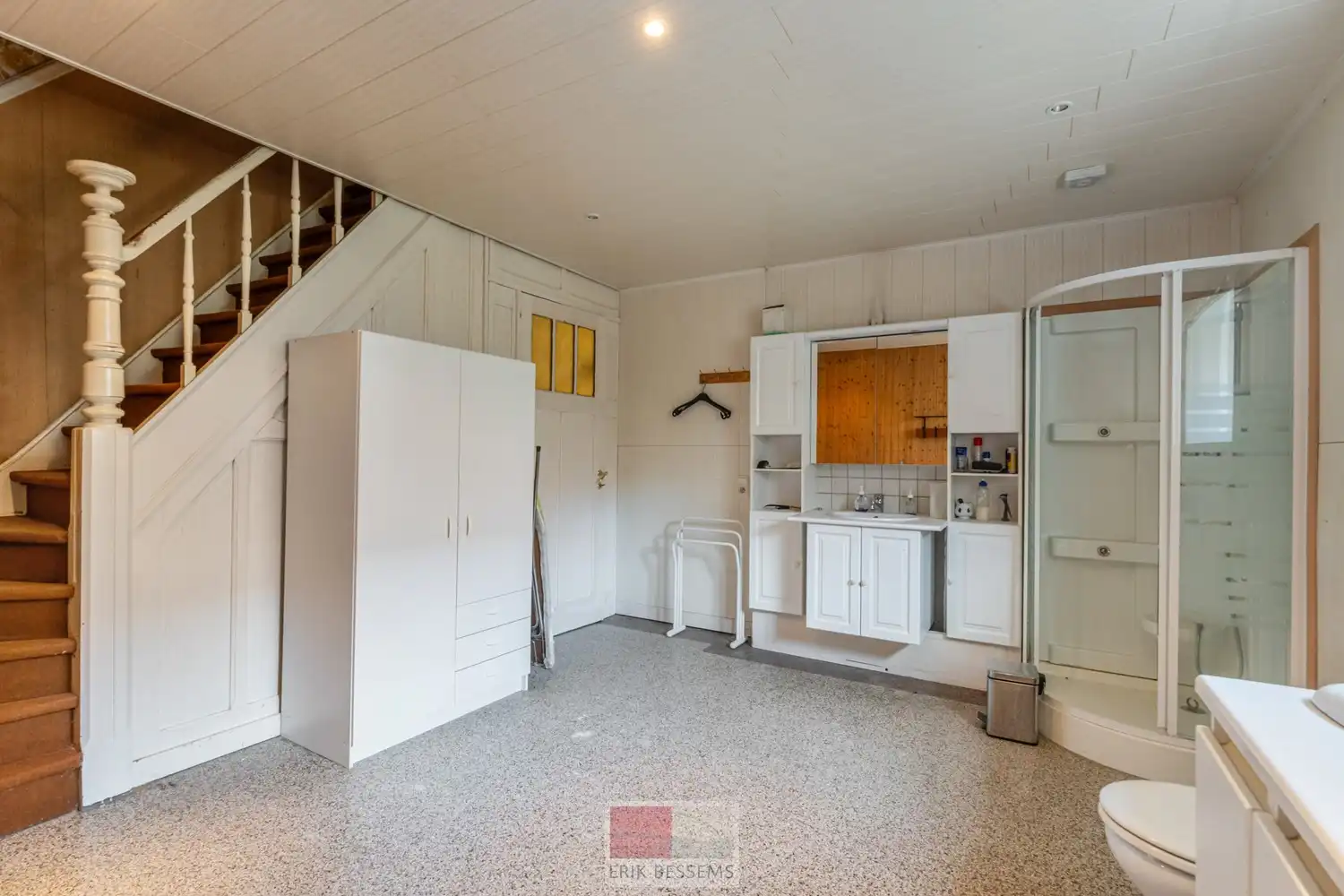 Unieke te renoveren investeringsopportuniteit met 7 mogelijke wooneenheden (huidige toestand niet vergund!), grenzend aan zowel de Millerdries als de Van Den Boschstraat in Riemst. foto 47