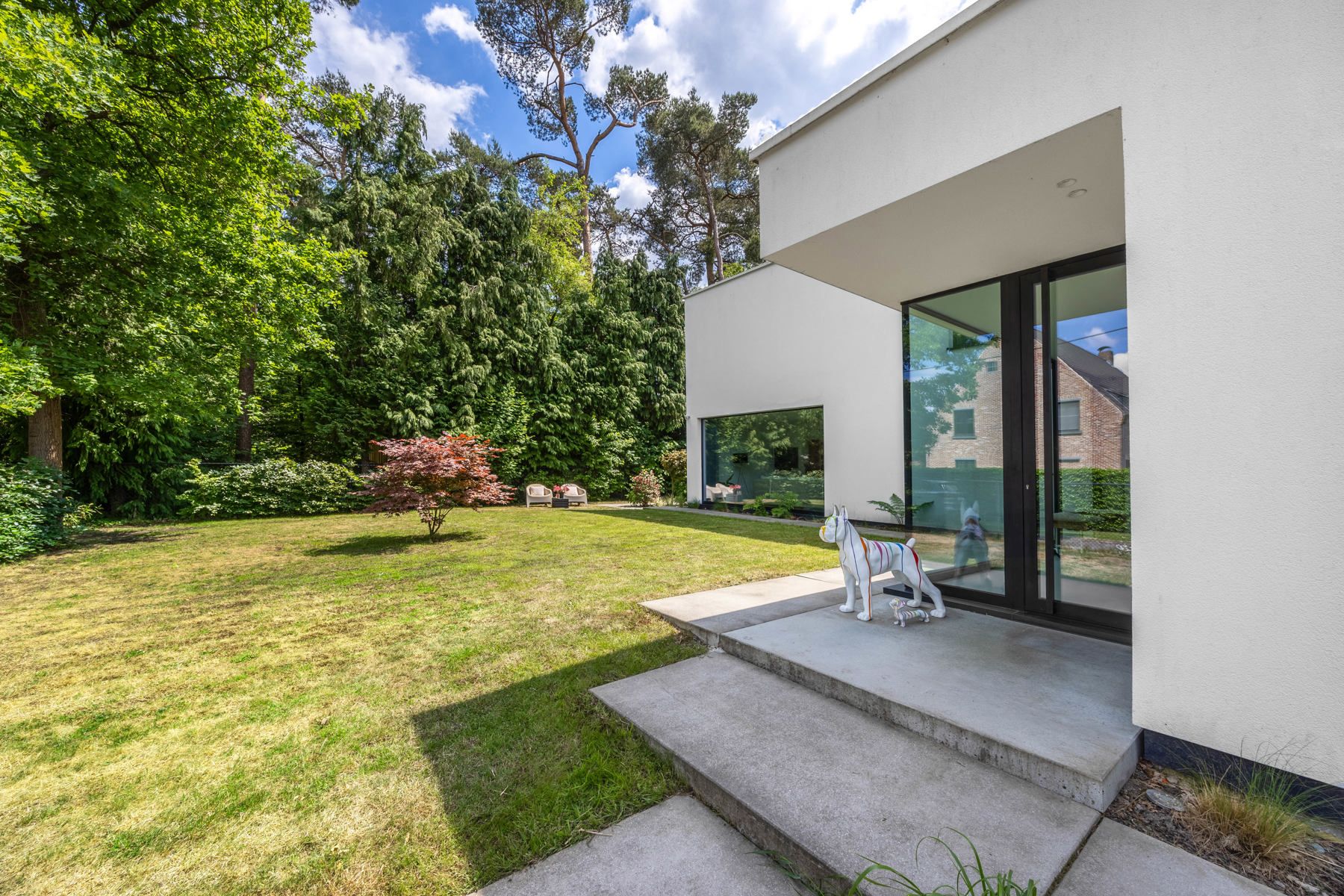 Ruime moderne luxe villa met zwembad op ca. 2339 m². foto 27