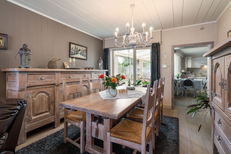 --- NIEUW --- Vlot bereikbare halfopen woning (170m²) met zonnegerichte tuin! foto 6