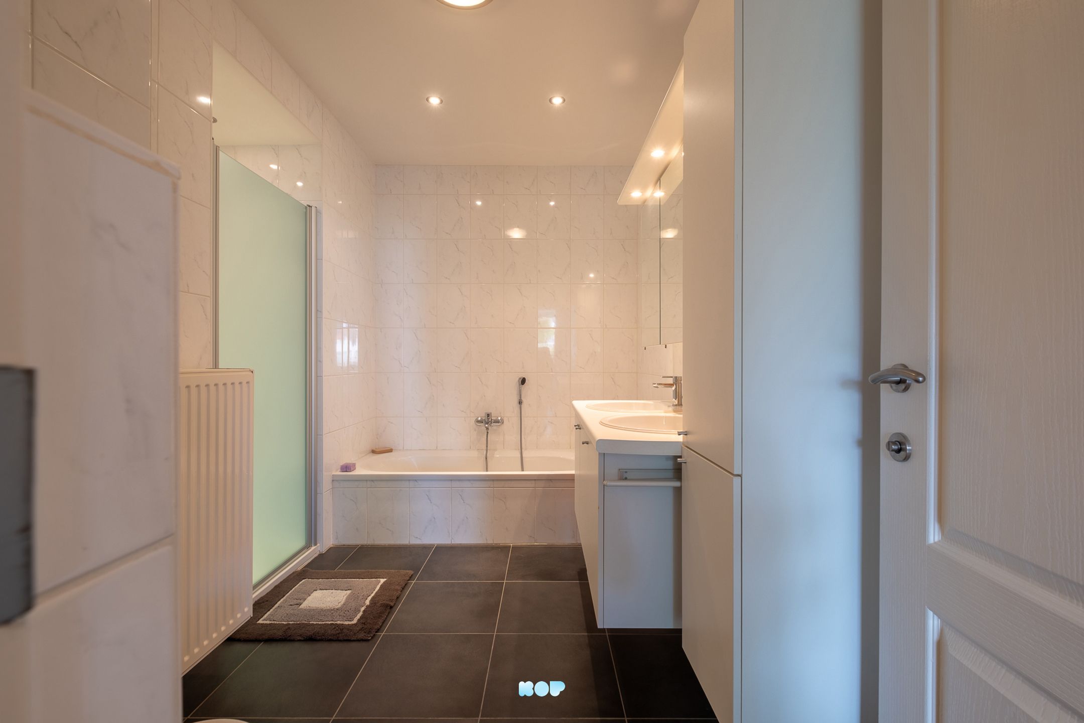 Gelijkvloers appartement met zonnige tuin in Oelegem (Ranst) foto 15