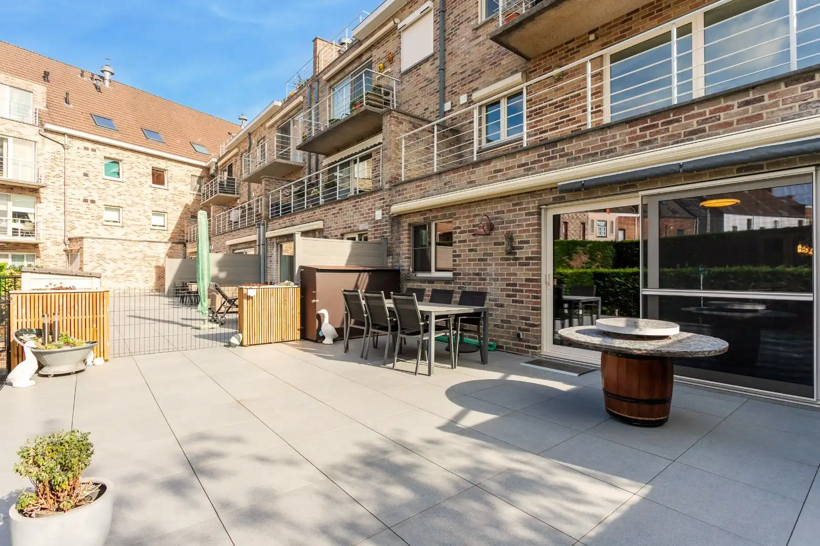 Instapklaar 2 slpk appartement met garage te Halle foto 10