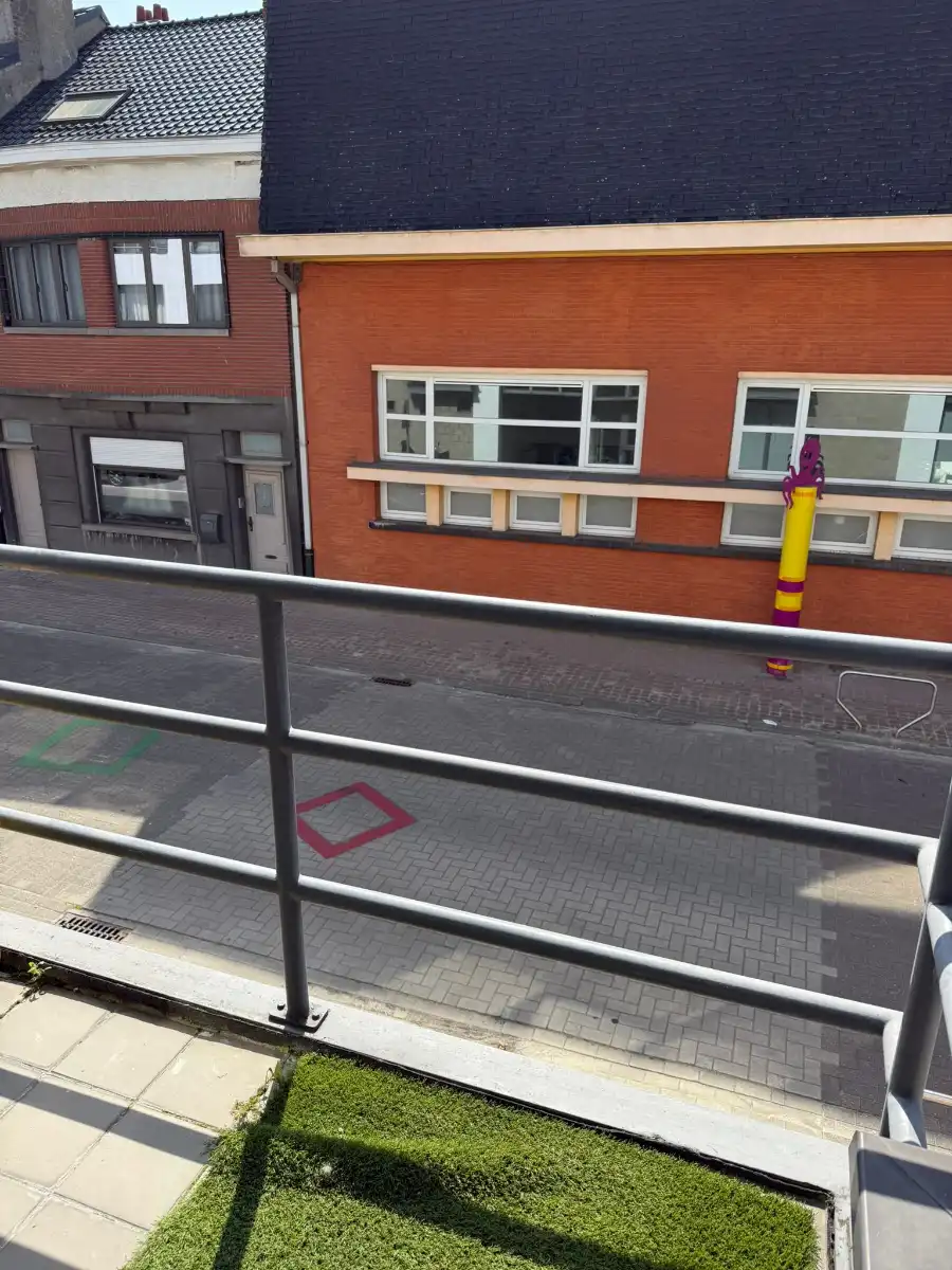 2 slaapkamer appartement gelegen in het centrum van Wetteren foto 4