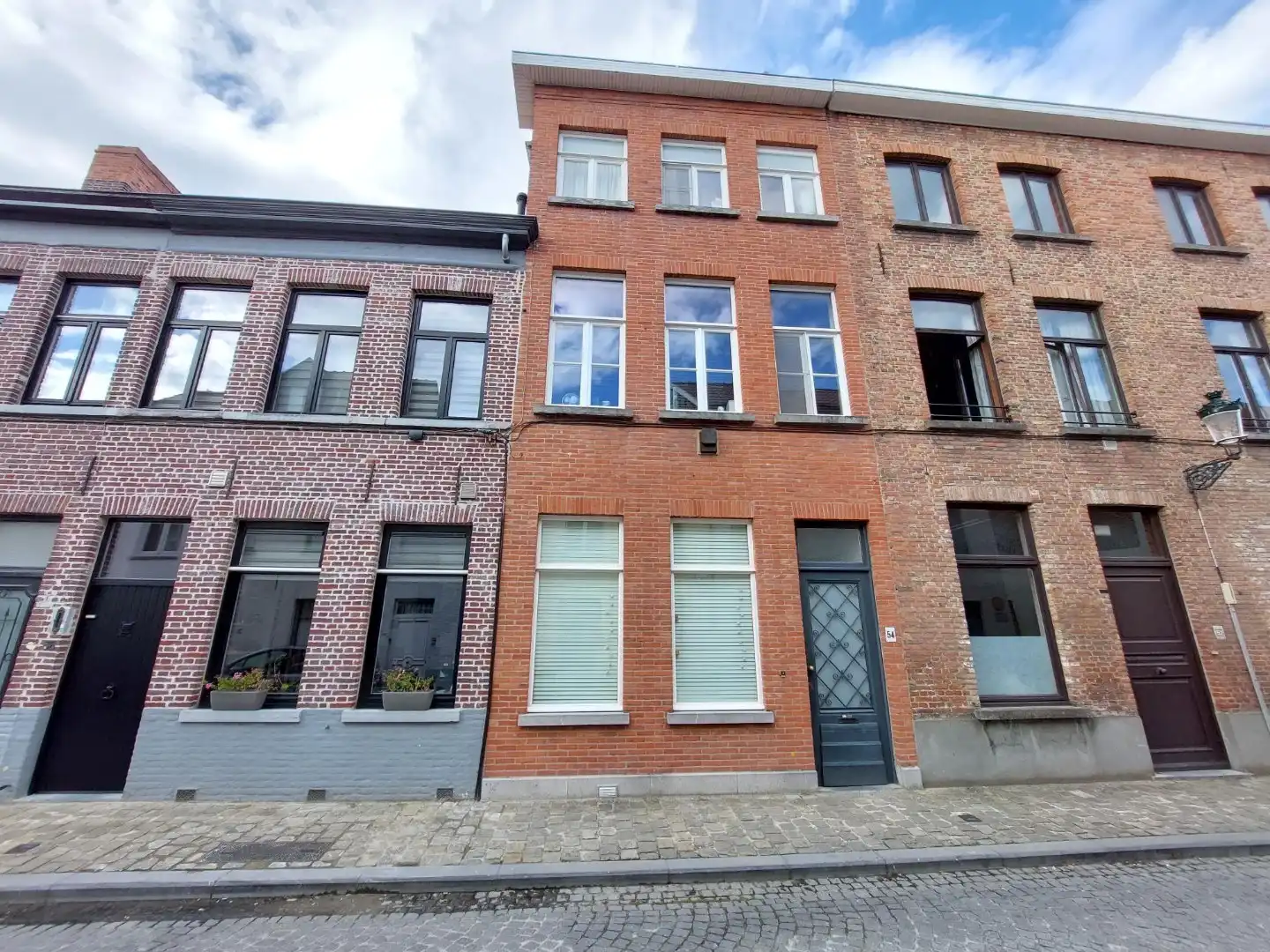 Ruime burgerswoning met zonnige tuin  foto 4