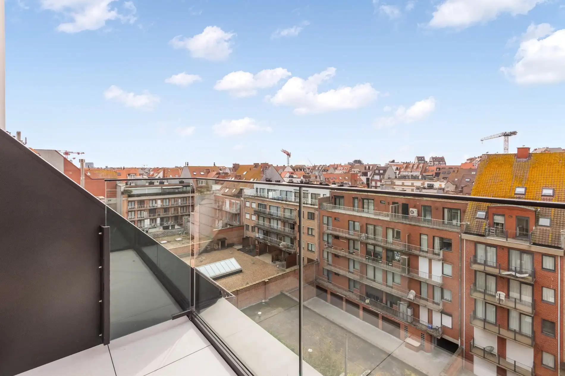 Afgewerkt nieuw duplex dakappartement met zijdelings zeezicht in het centrum van Knokke foto 12