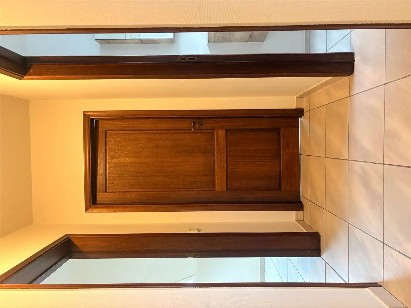 Instapklaar volledig gerenoveerd appartement met garage.  foto 21