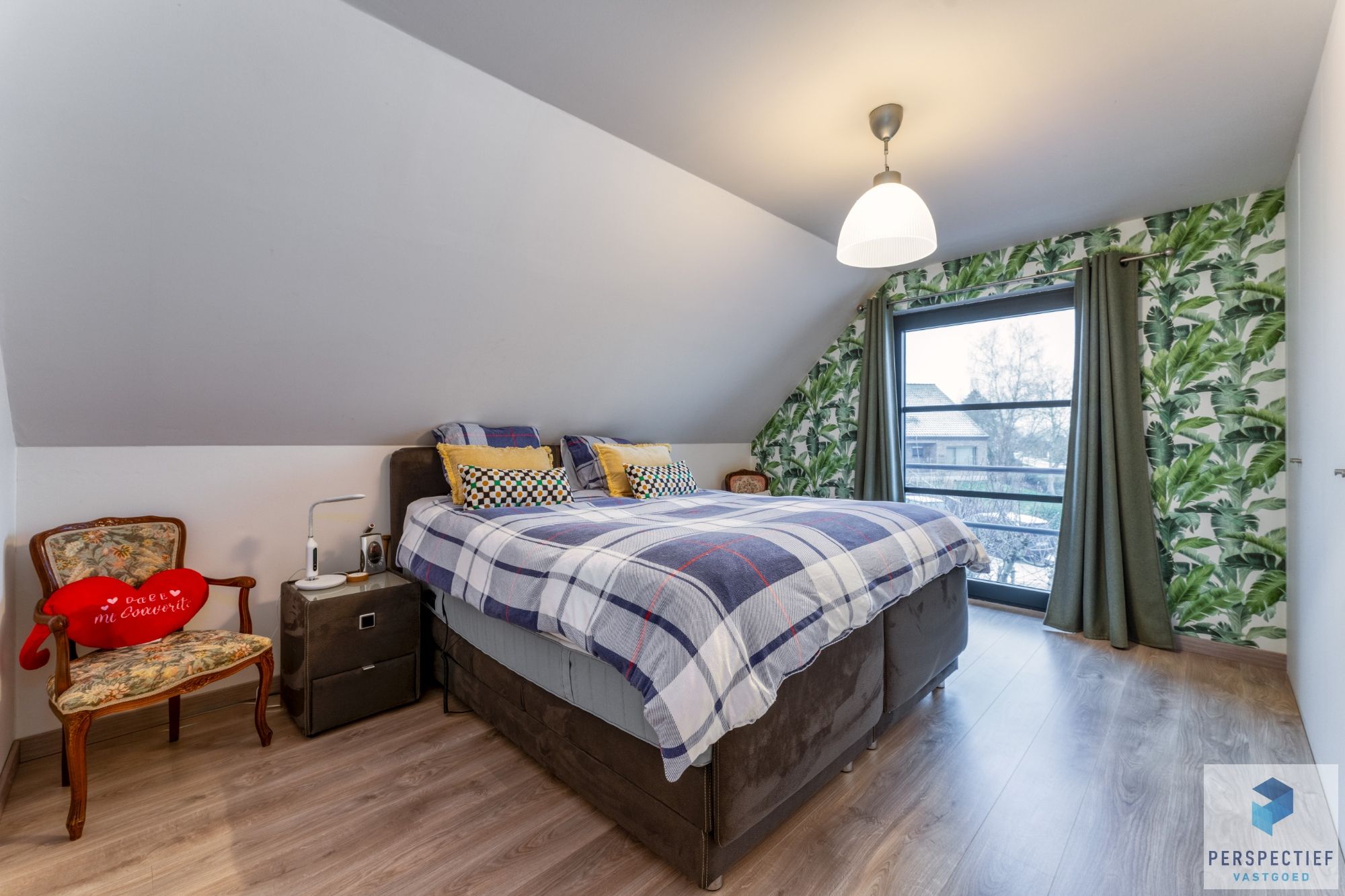 Centraal gelegen instapklare woning op 734 m² met mooie tuin foto 20