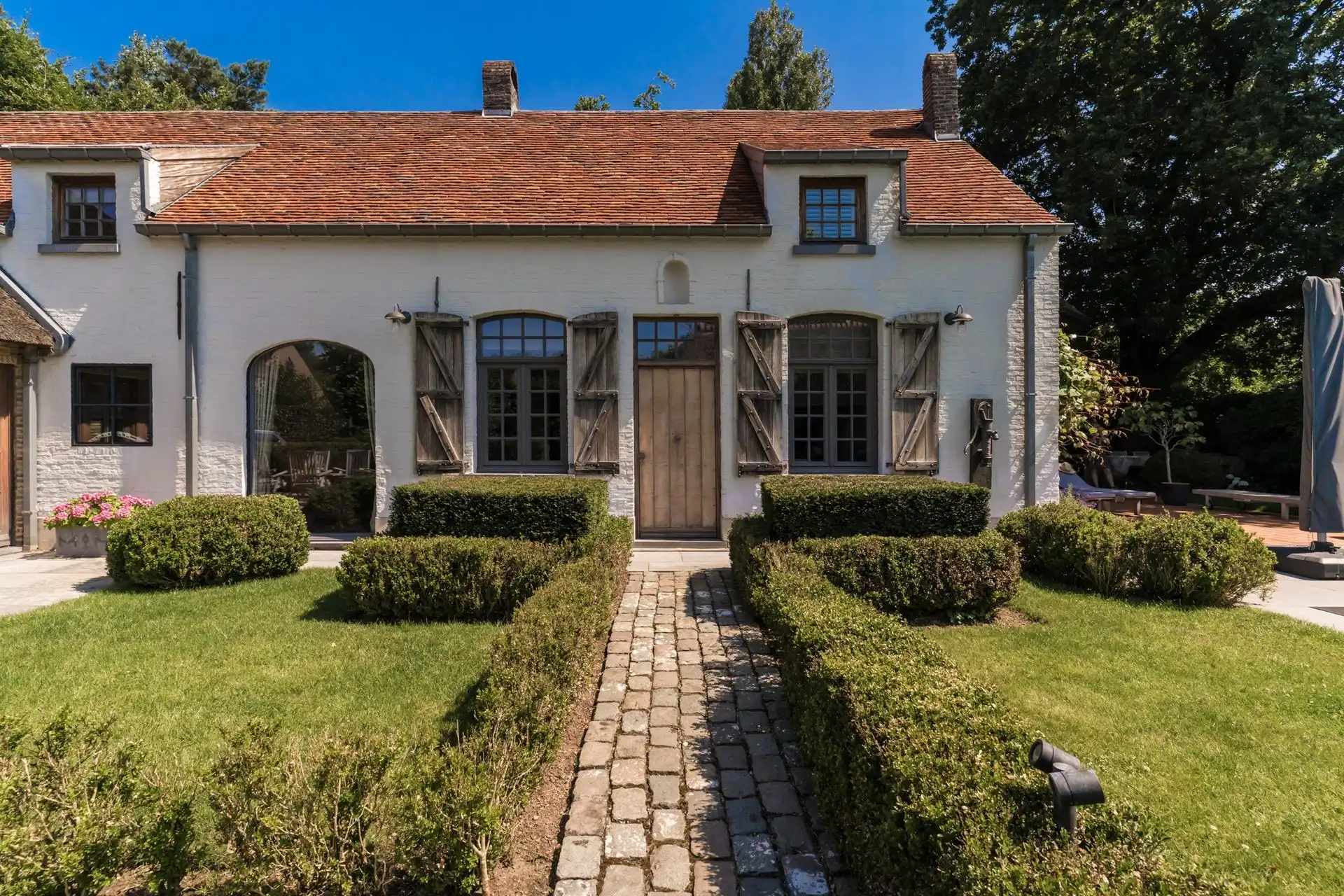 Authentieke hoeve met 4 slpks, poolhouse en zwembad foto 28