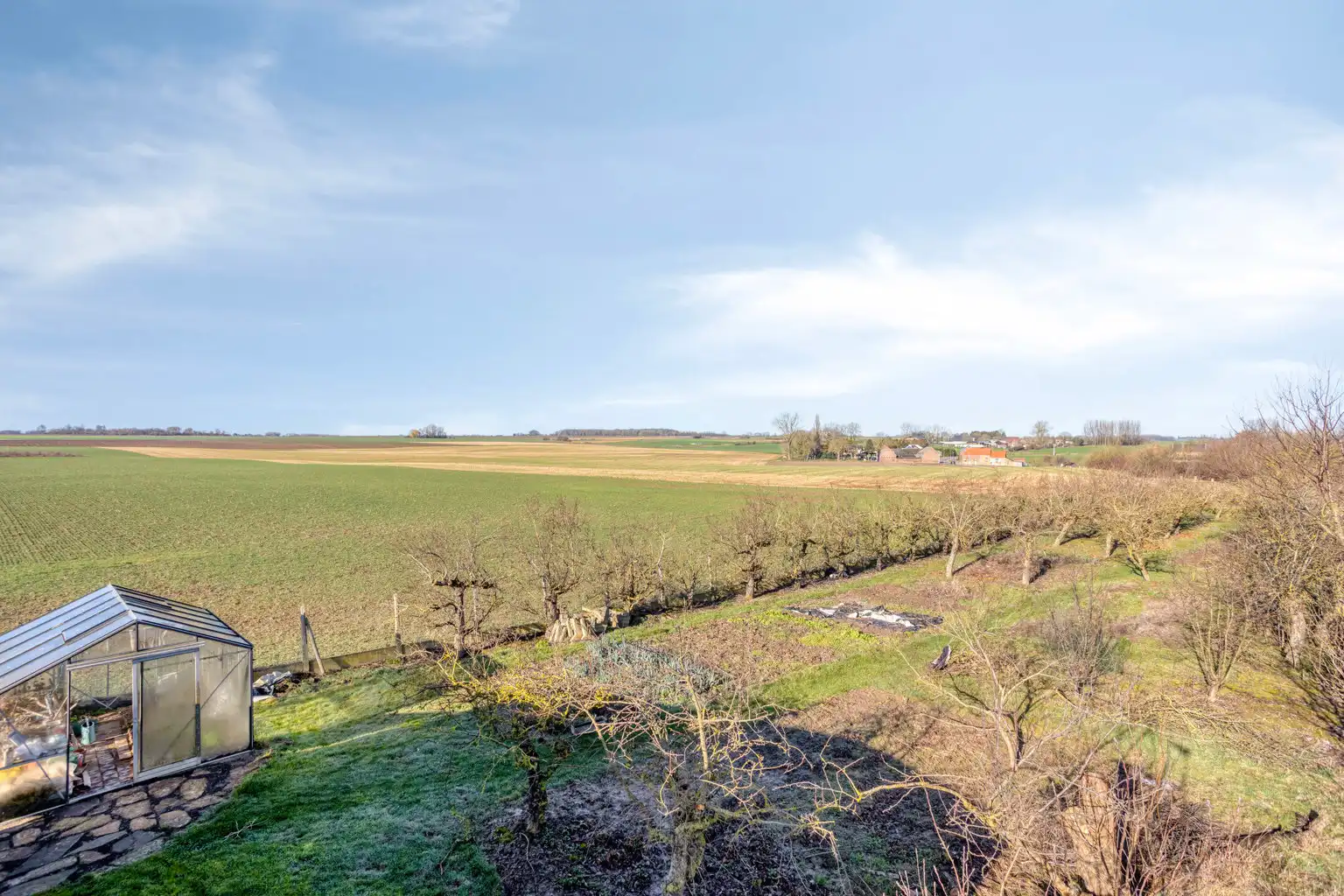 Bungalow op een unieke locatie foto 29