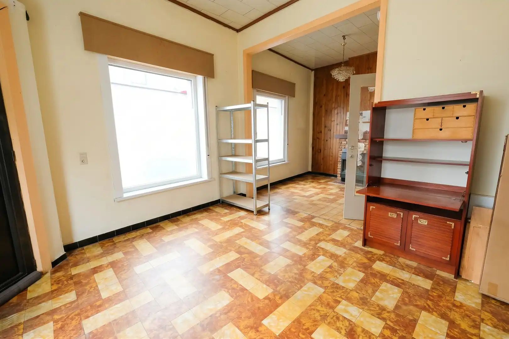 Te renoveren hoekwoning met tal van mogelijkheden op interessante ligging in Ledeberg! foto 2