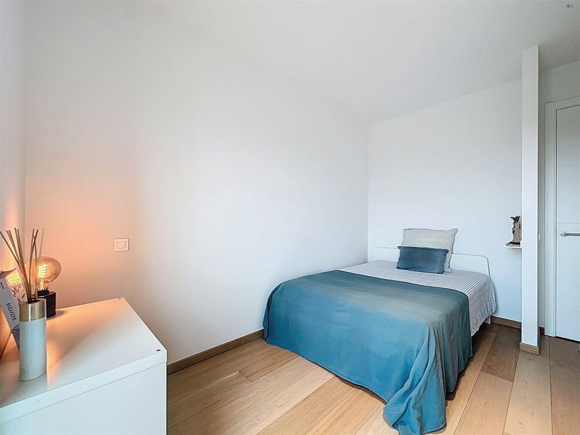 Luxueus en energiezuinig drie slaapkamer-penthouse (170m²) met ruime terrassen (30m²) foto 17