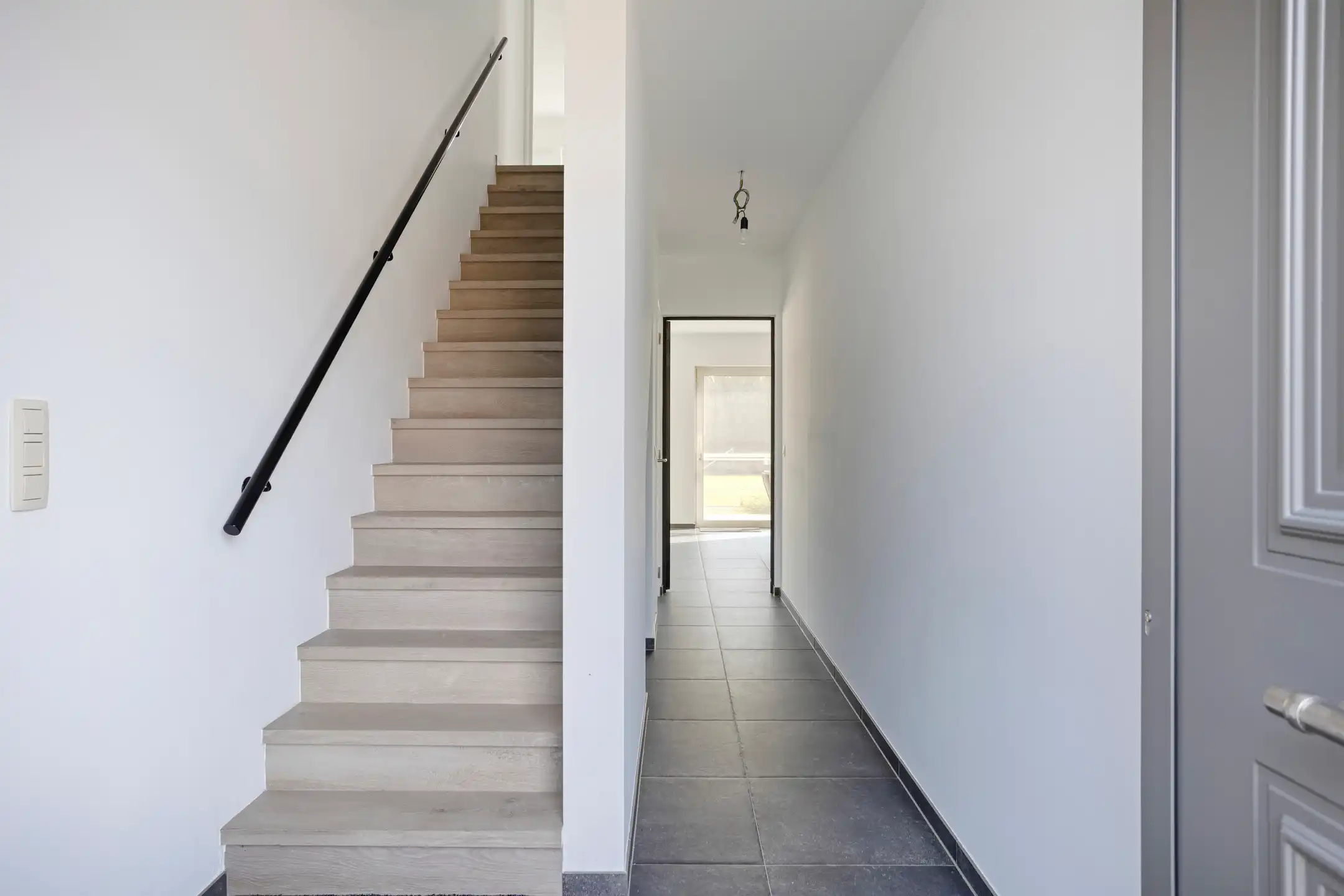 BEN woning met 4 slaapkamers, tuin & garage op toplocatie foto 2