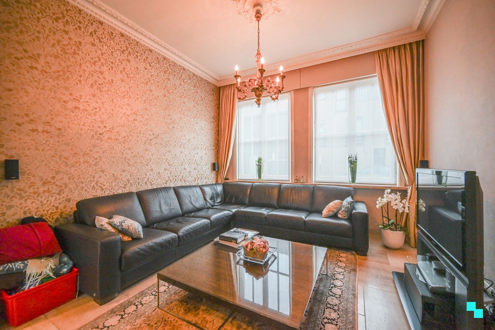 Halfopen woning met loods/opslagplaats nabij het centrum van Wielsbeke foto 5