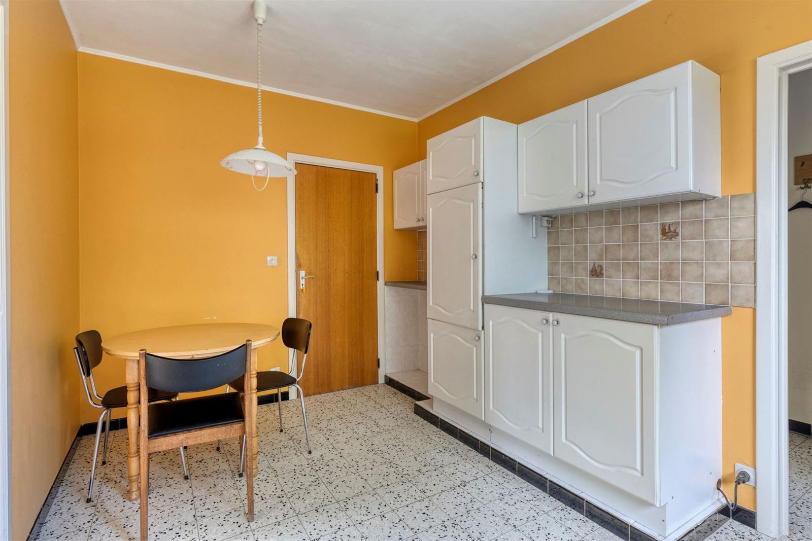 Viergevelwoning in felbegeerde wijk foto 6