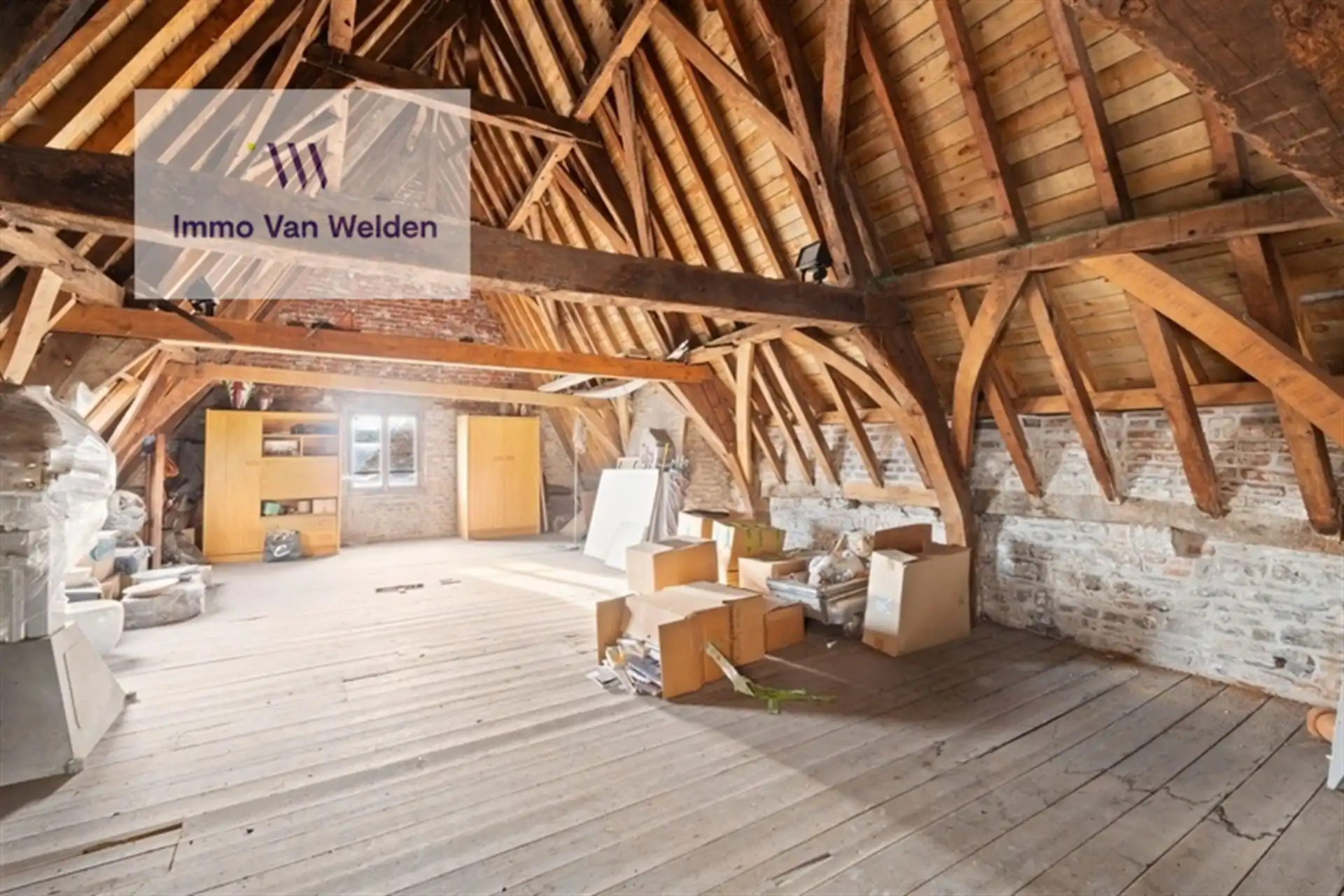 Unieke karakterwoning met handelszaak in hartje Oudenaarde – de voormalige drukkerij “De Scheldegalm” foto 32