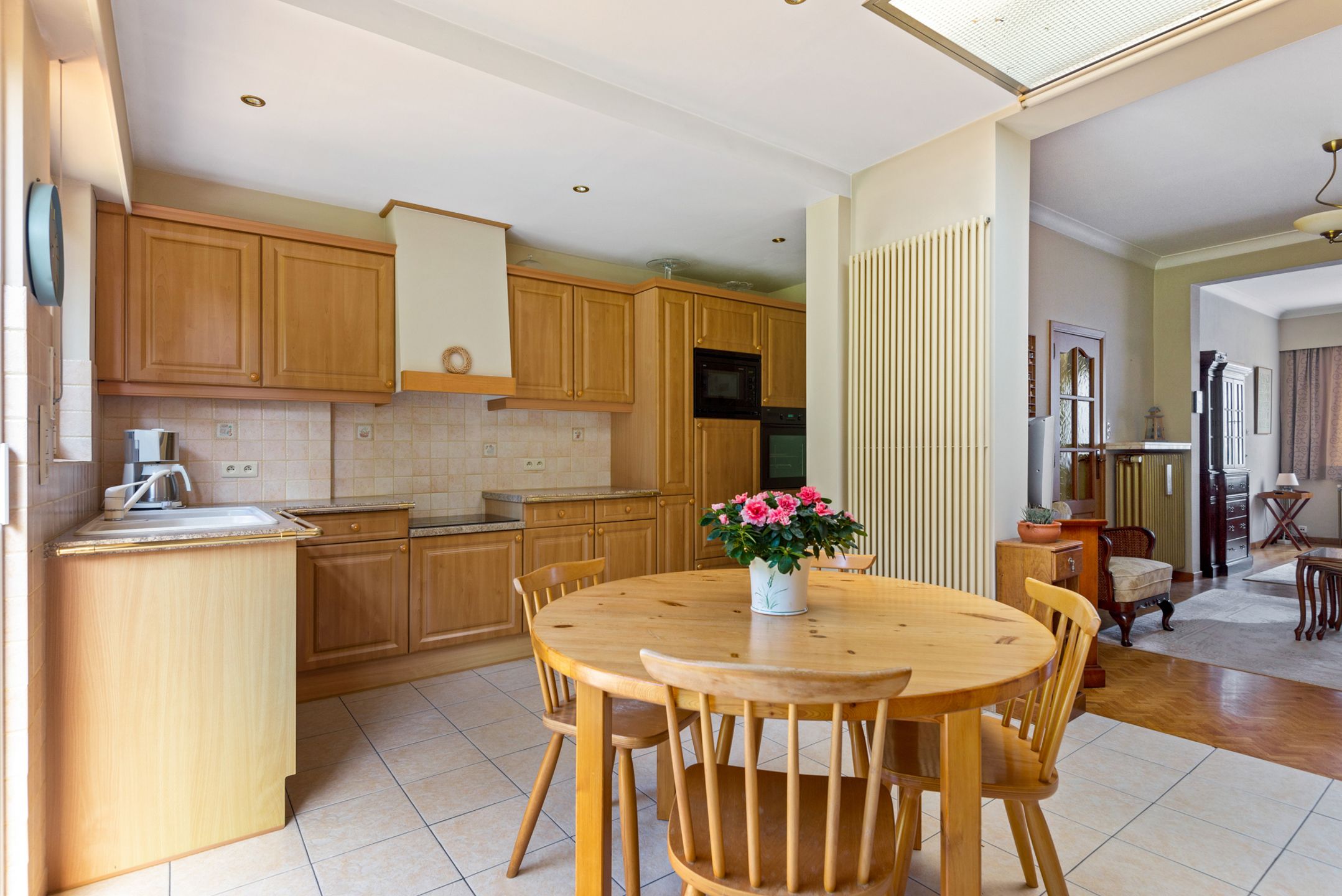 Mooie woning met appartement op toplocatie - mooie tuin foto 5