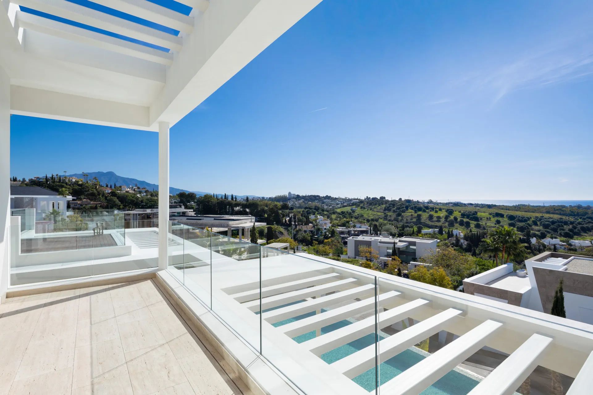 Adembenemende designvilla in exclusief Los Flamingos – waar modern wonen en luxe samenkomen aan de Costa del Sol foto 18
