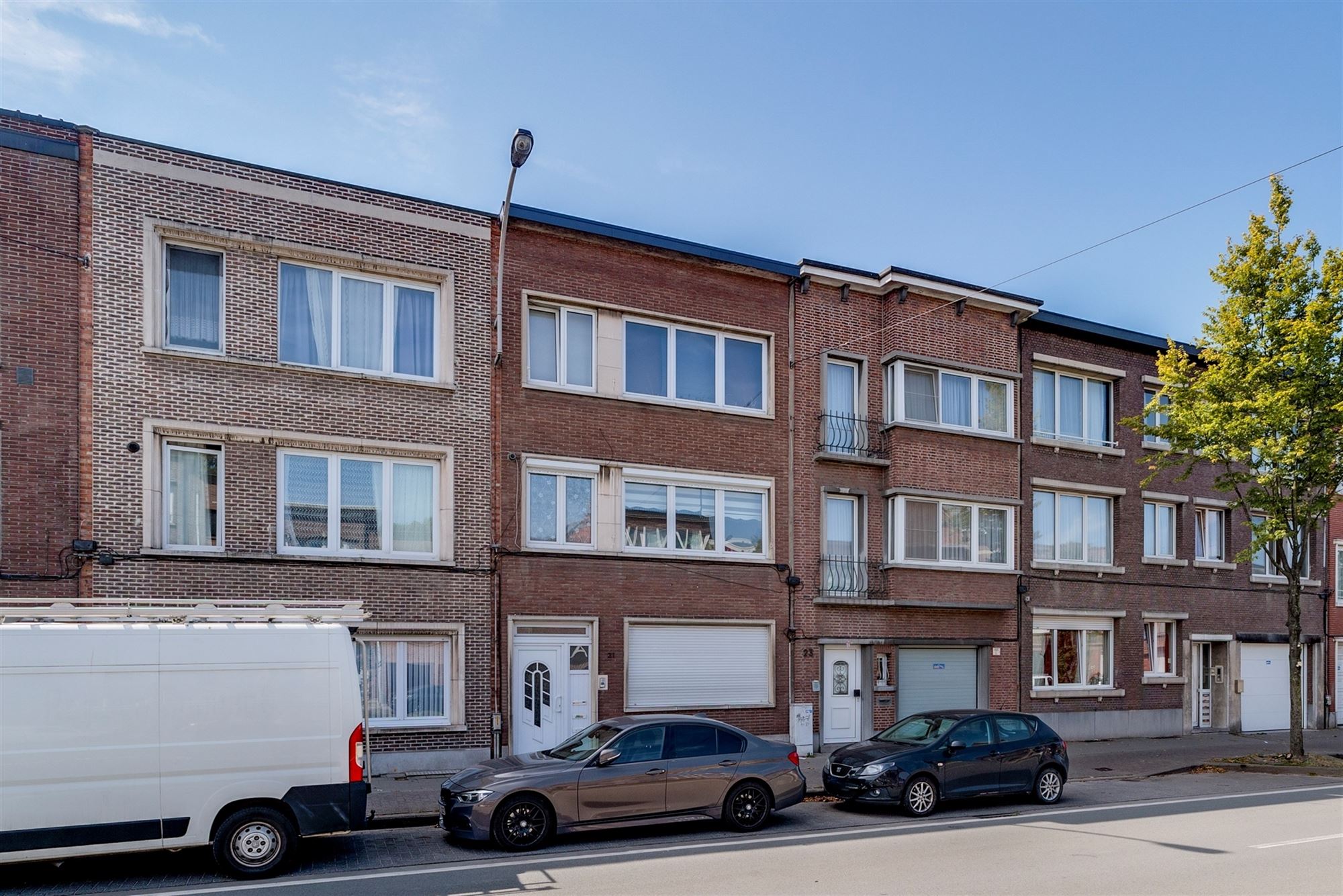 Gerenoveerd 2 slaapkamer appartement met terrasje te Merksem foto 15