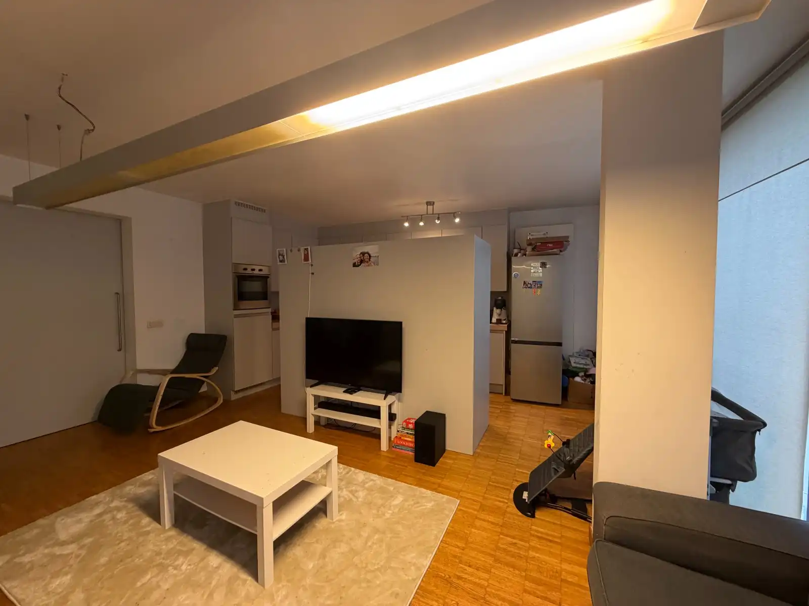 Lichtrijk appartement in centrum Deinze foto 4