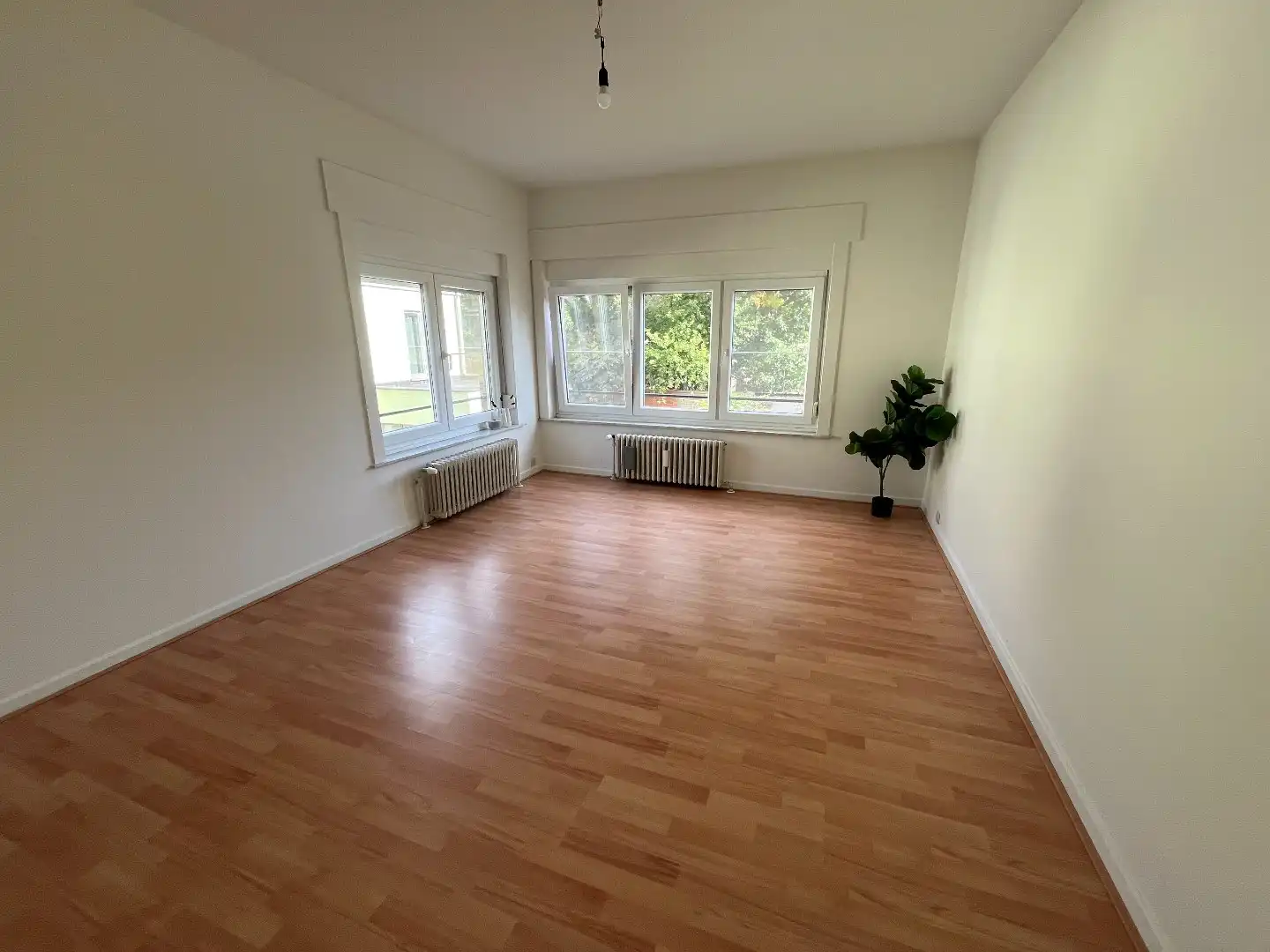 Instapklaar appartement met 2 slaapkamers in centrum St Kruis! foto 8