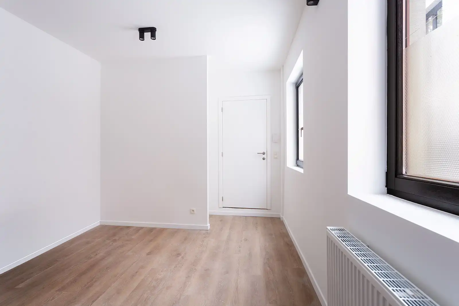 Totaal gerenoveerd opbrengsteigendom van 4 studio’s foto 26