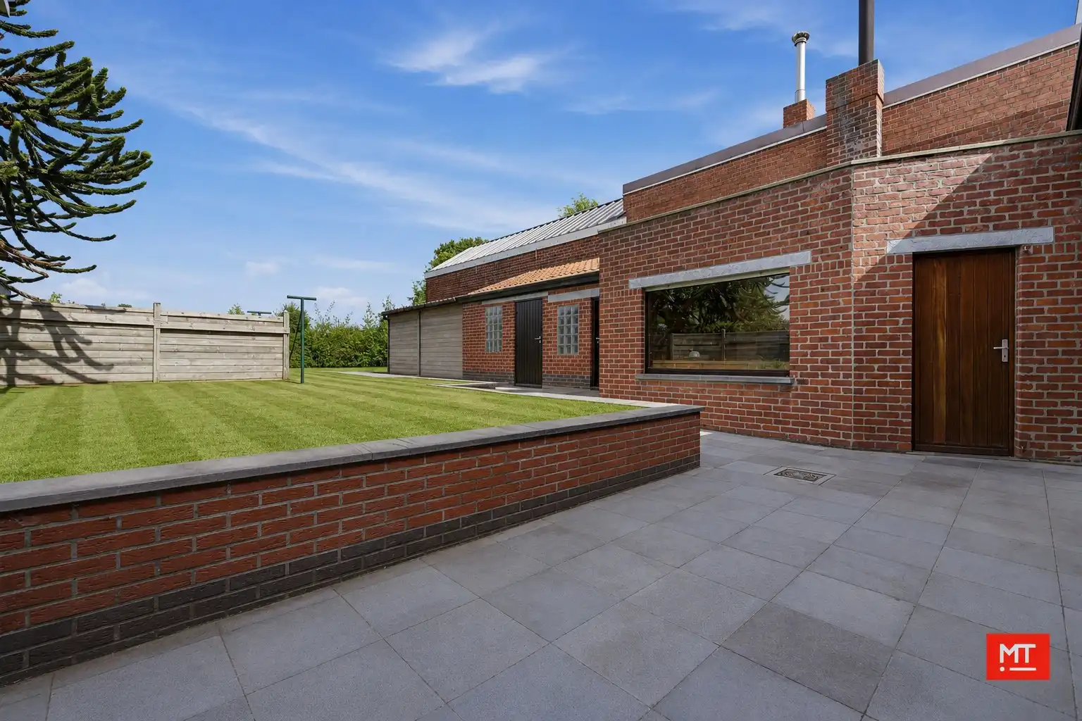 Te renoveren woning met 3 slaapkamers, garage en tuin te koop in Zonnebeke foto 20