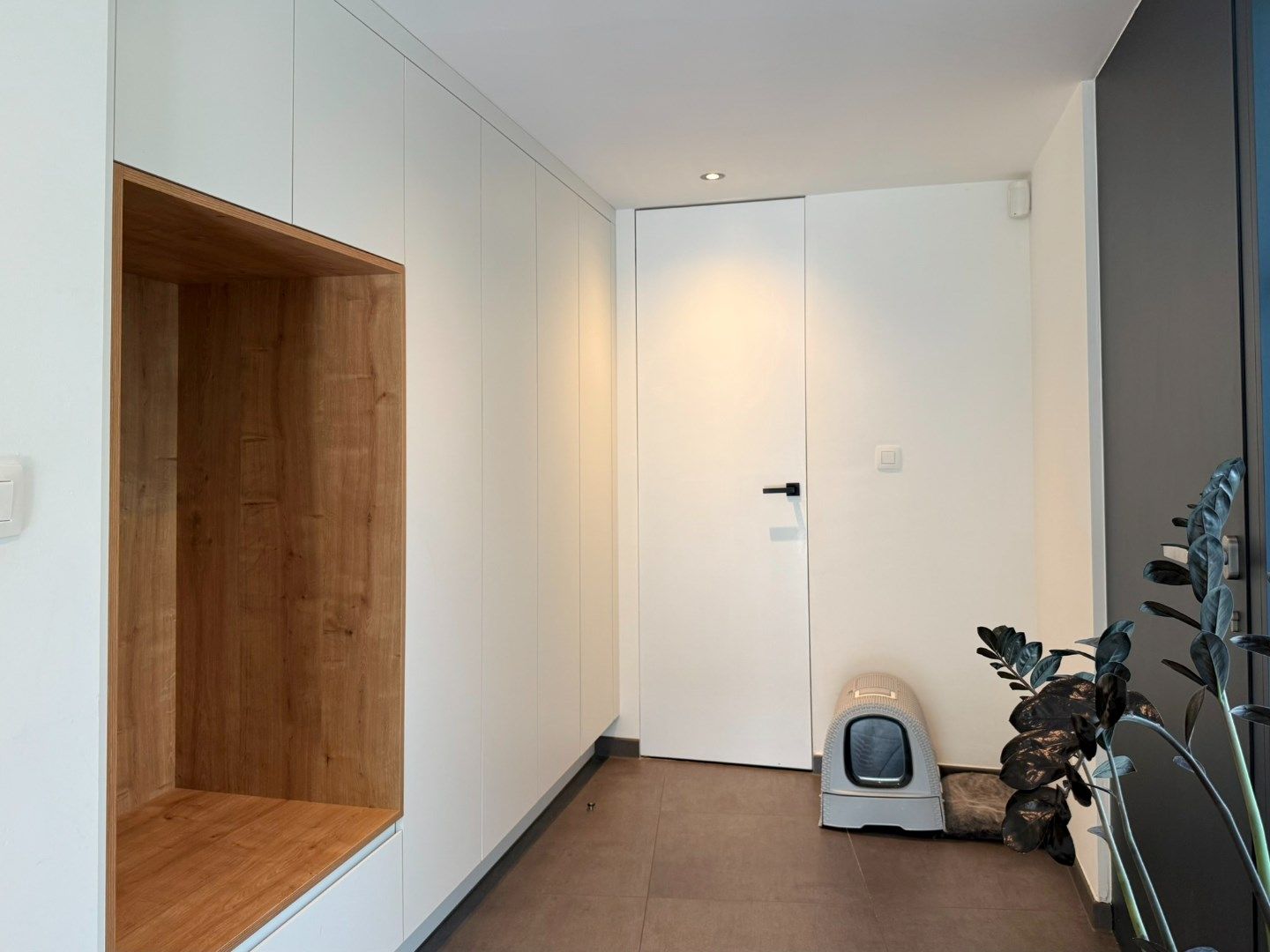 Ruime en lichtrijke woning met doordachte indeling en moderne afwerking foto 4