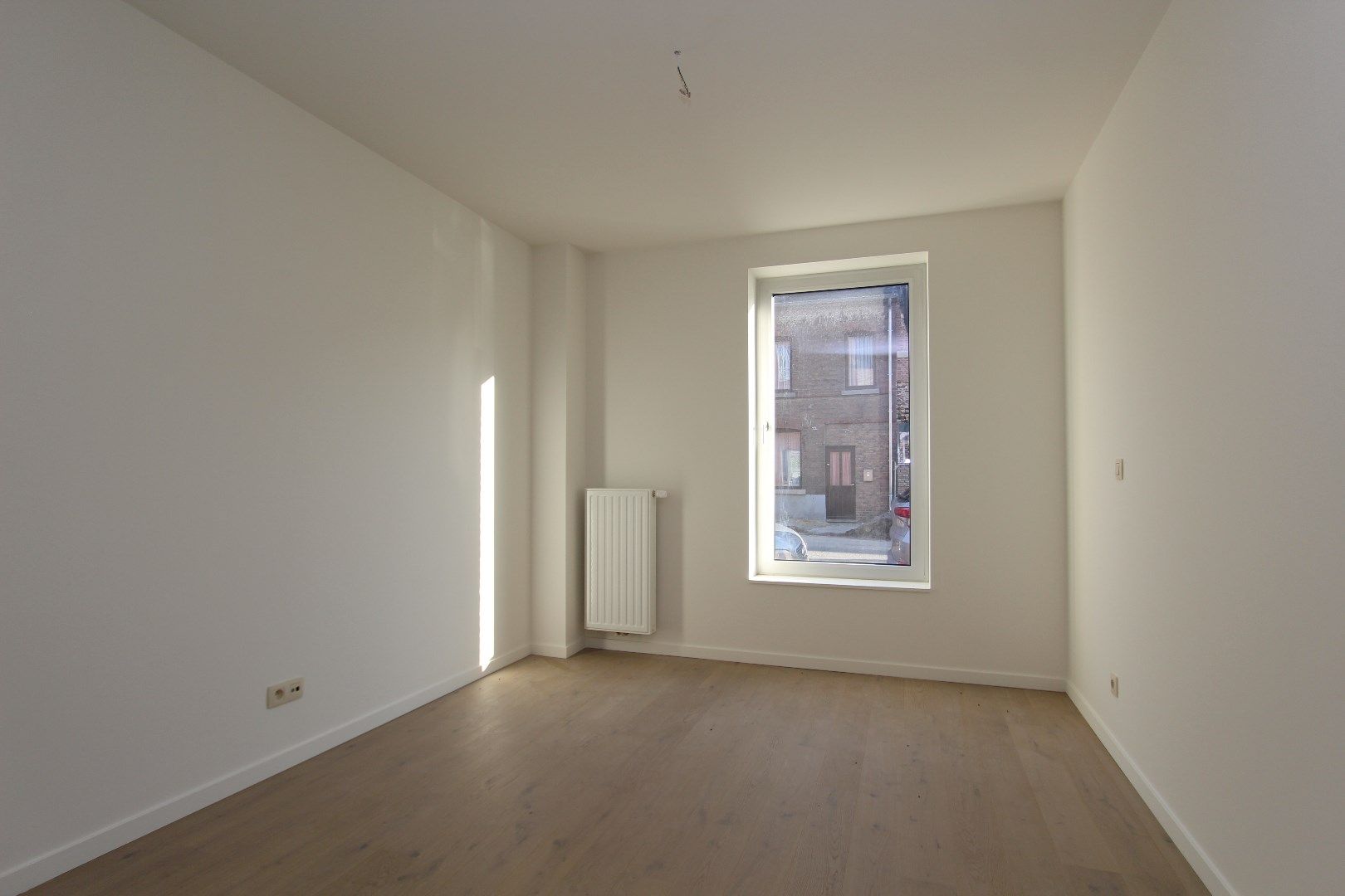 INSTAPKLAAR APPARTEMENT MET 3 SLAAPKAMERS EN GROOT TERRAS - 6% BTW mogelijk! foto 11
