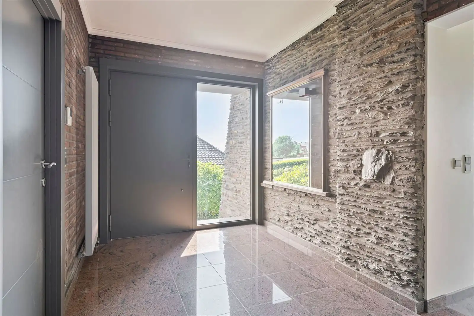Gerenoveerde villa (450m²) met 4 à 5 slaapkamers op 17a 05ca foto 6