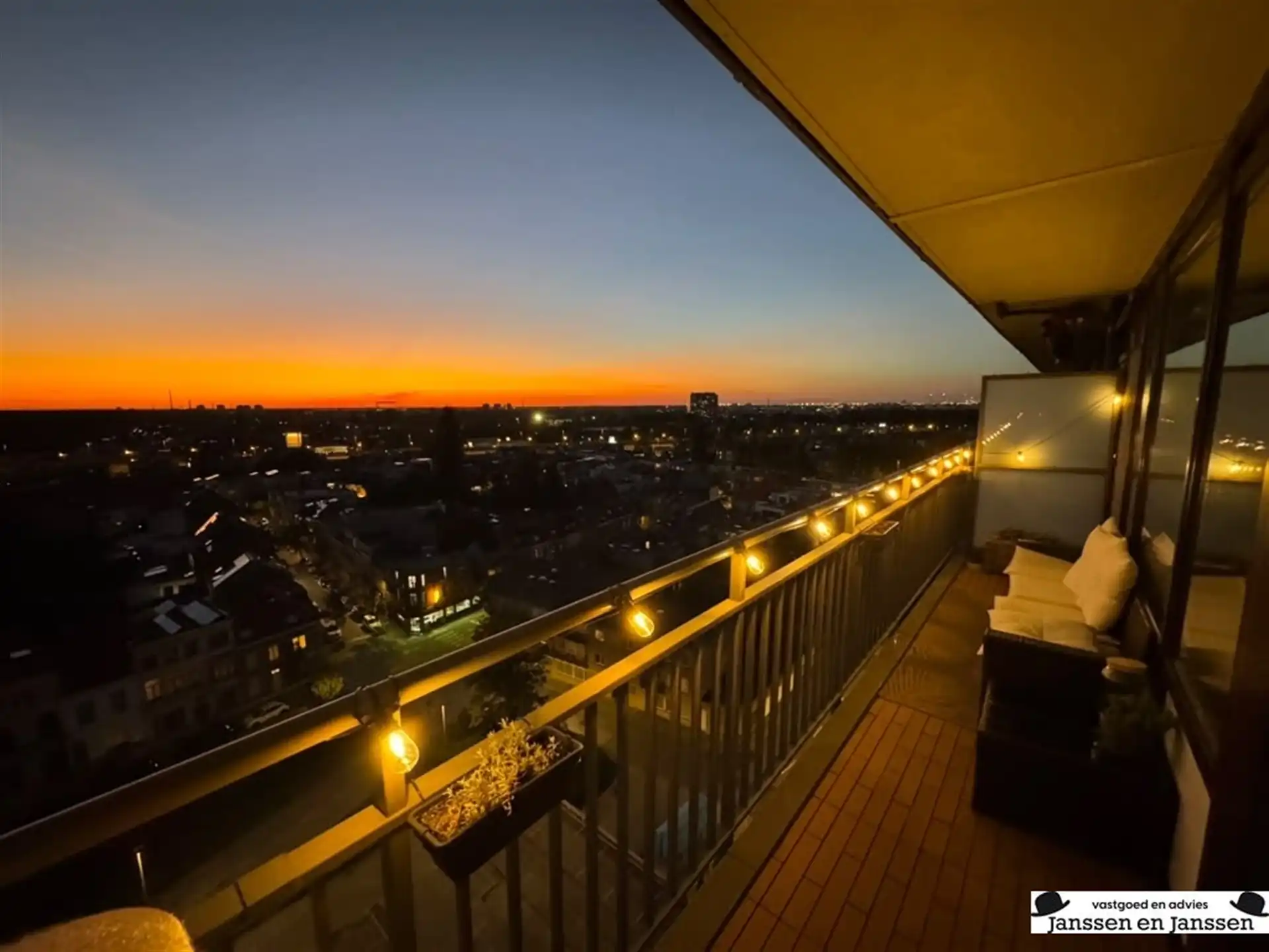 Instapklaar 2-slaapkamer appartement met 2 terrassen en prachtig uitzicht foto 15