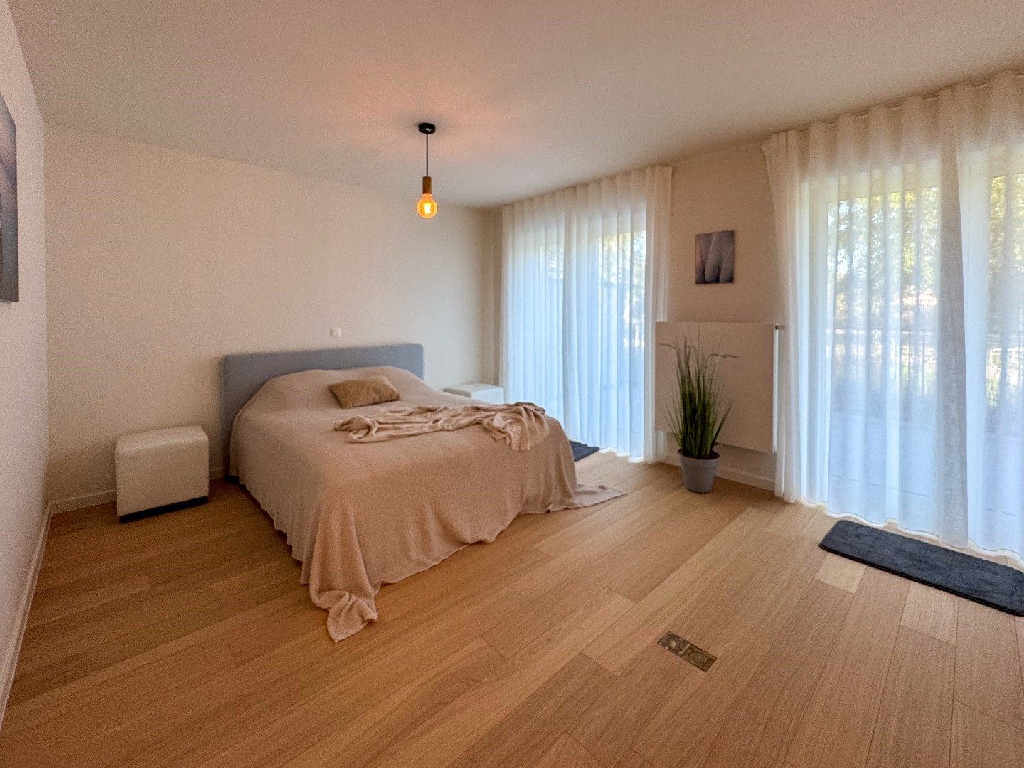 Nieuwbouw gelijkvloersappartement met 3 slaapkamers en 2 ruime terrassen. foto 12