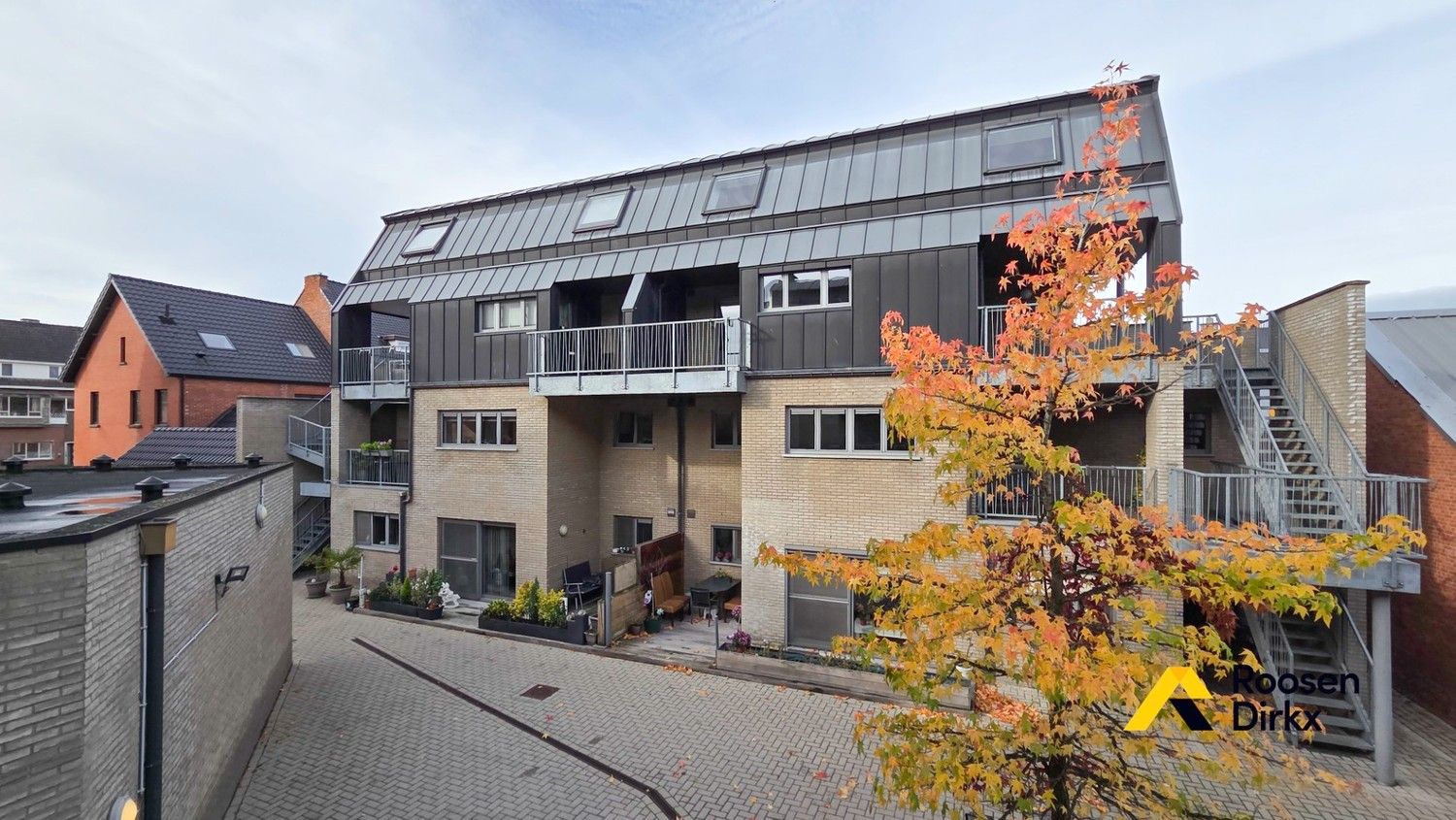 Appartement (duplex) met een bewoonbare oppervlakte van 117m² en 3 slaapkamers in het centrum van Bree foto 2