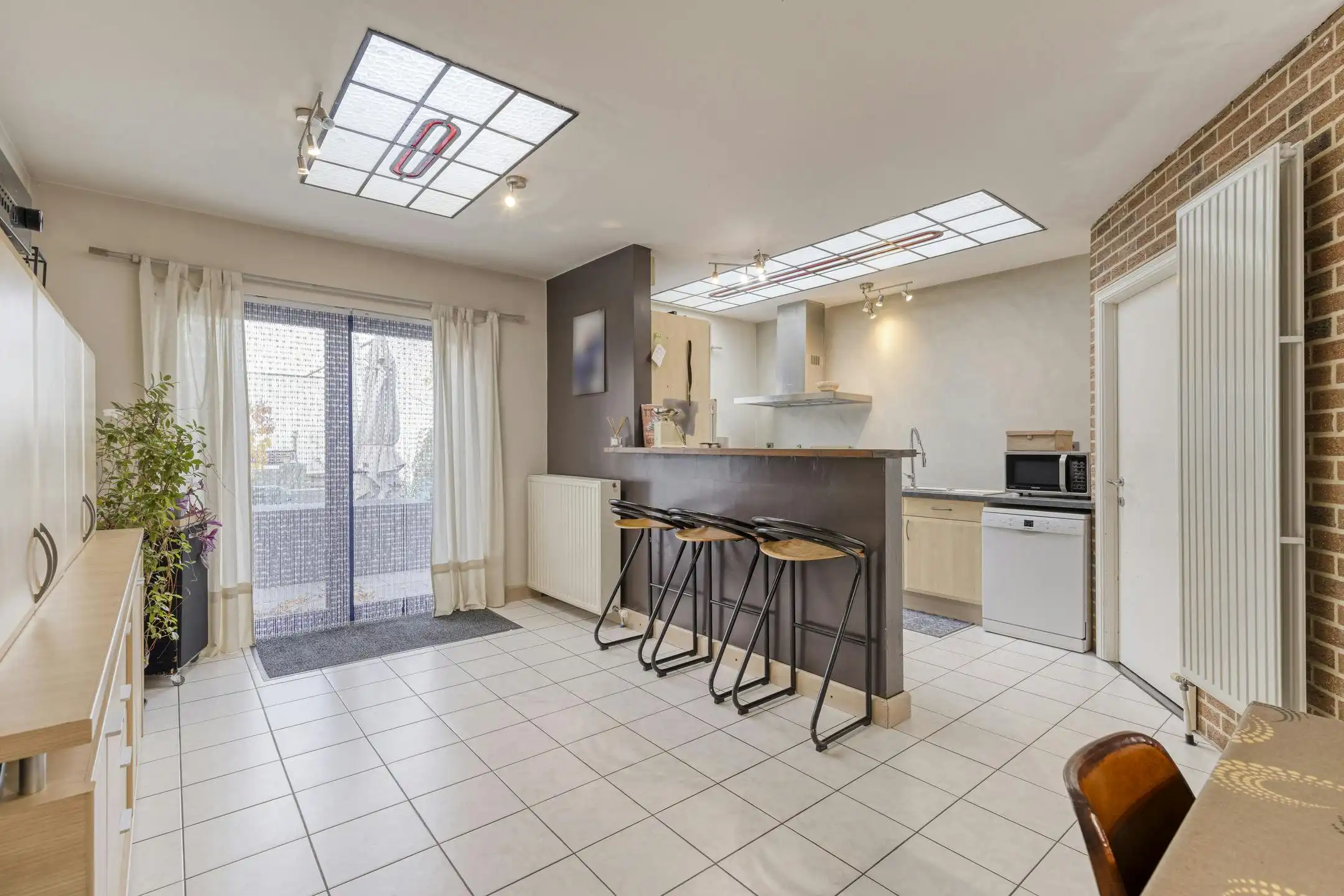 Zeer ruime centraal gelegen herenwoning in Sint-Niklaas foto 6