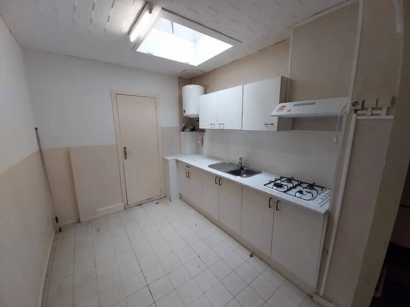 Ongemeubelde studio gelijkvloers (45 m²) gelegen nabij de Maastrichtersteenweg. foto 7