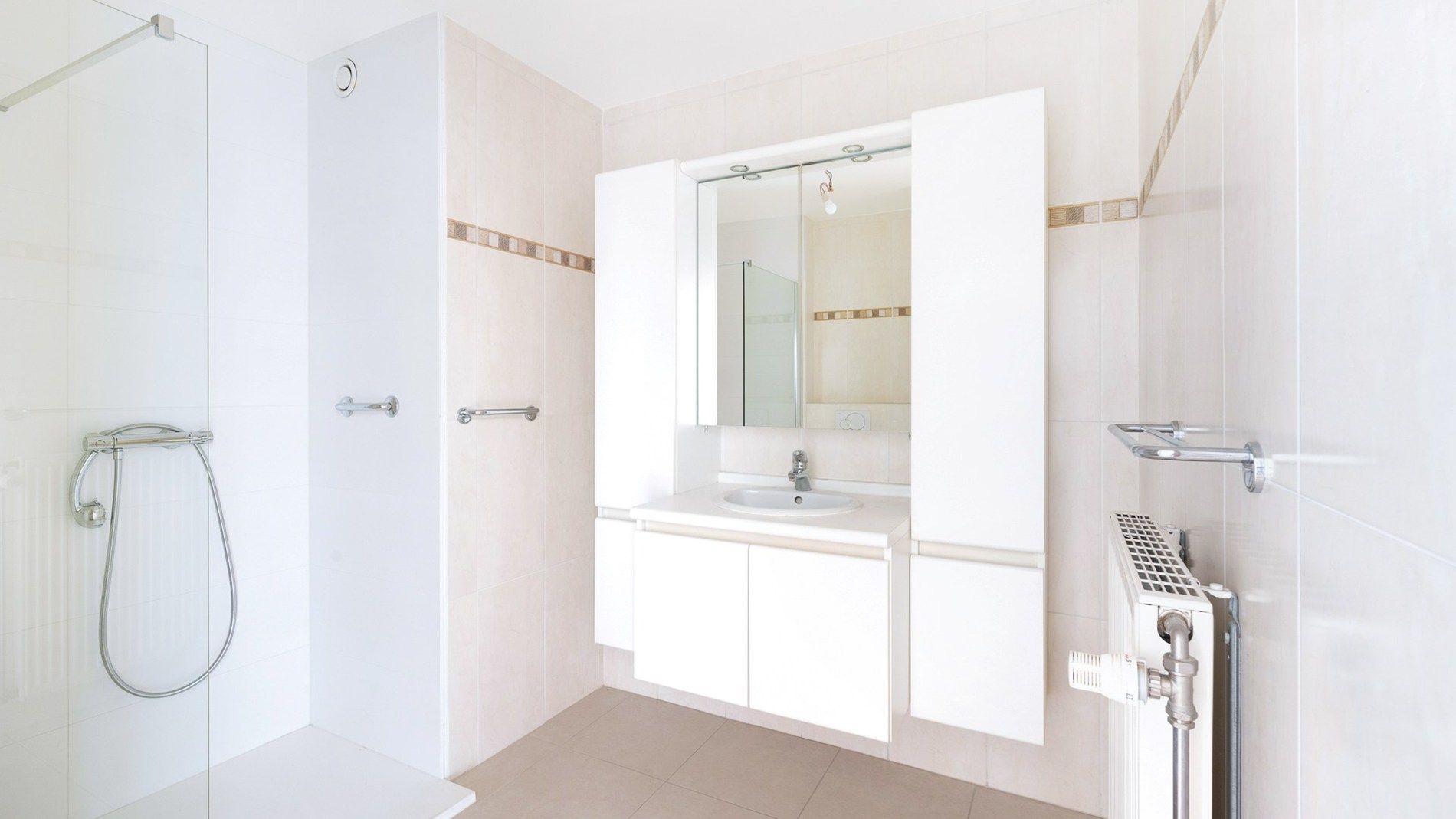 Ruim appartement met 2 slaapkamers te Knokke foto 14