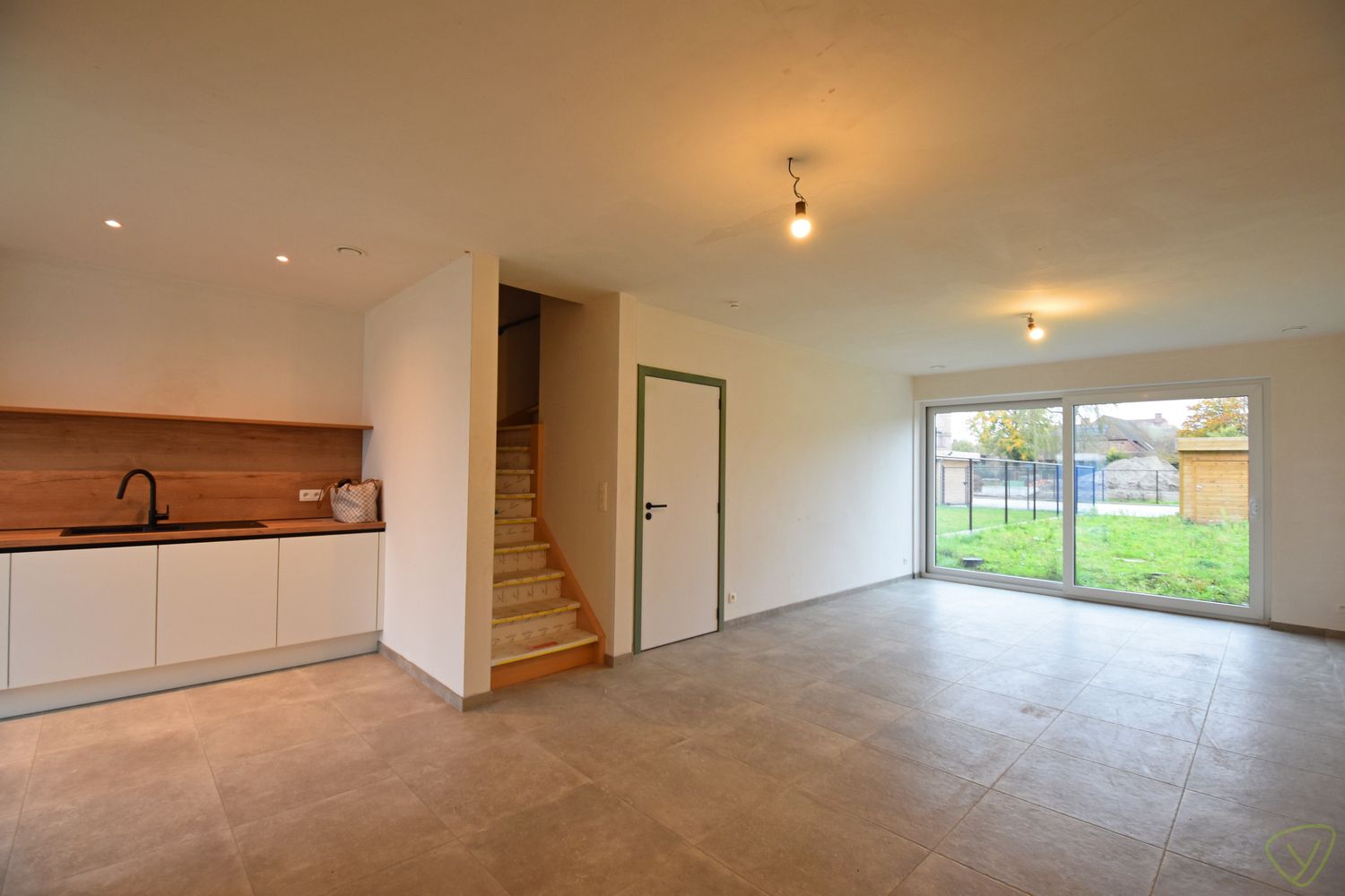 Nieuwbouwwoning in Wachtebeke te huur – Modern wonen nabij het centrum! foto 2