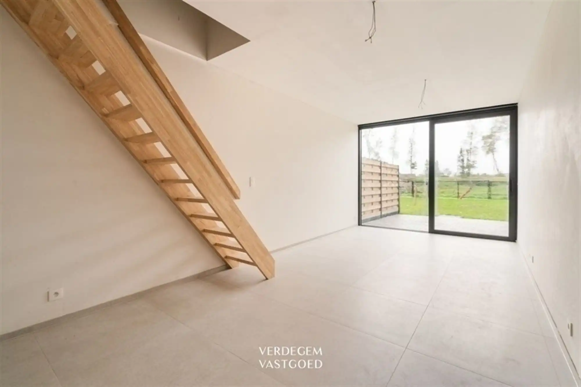 Volledig vernieuwd polderhuisje met 2 slaapkamers en E-peil 45 foto 3