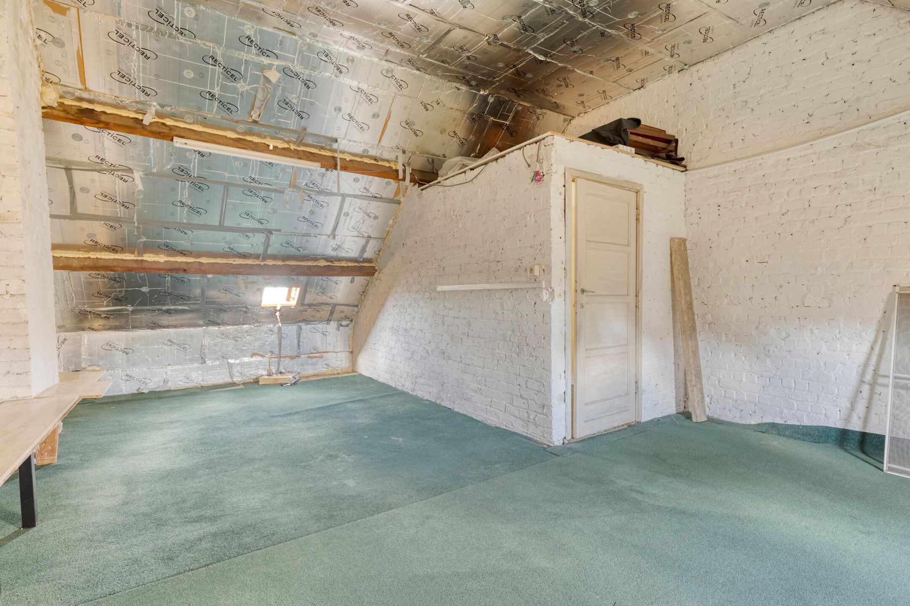 Woning met 2 slaapkamers, inrichtbare zolder en tuin foto 14