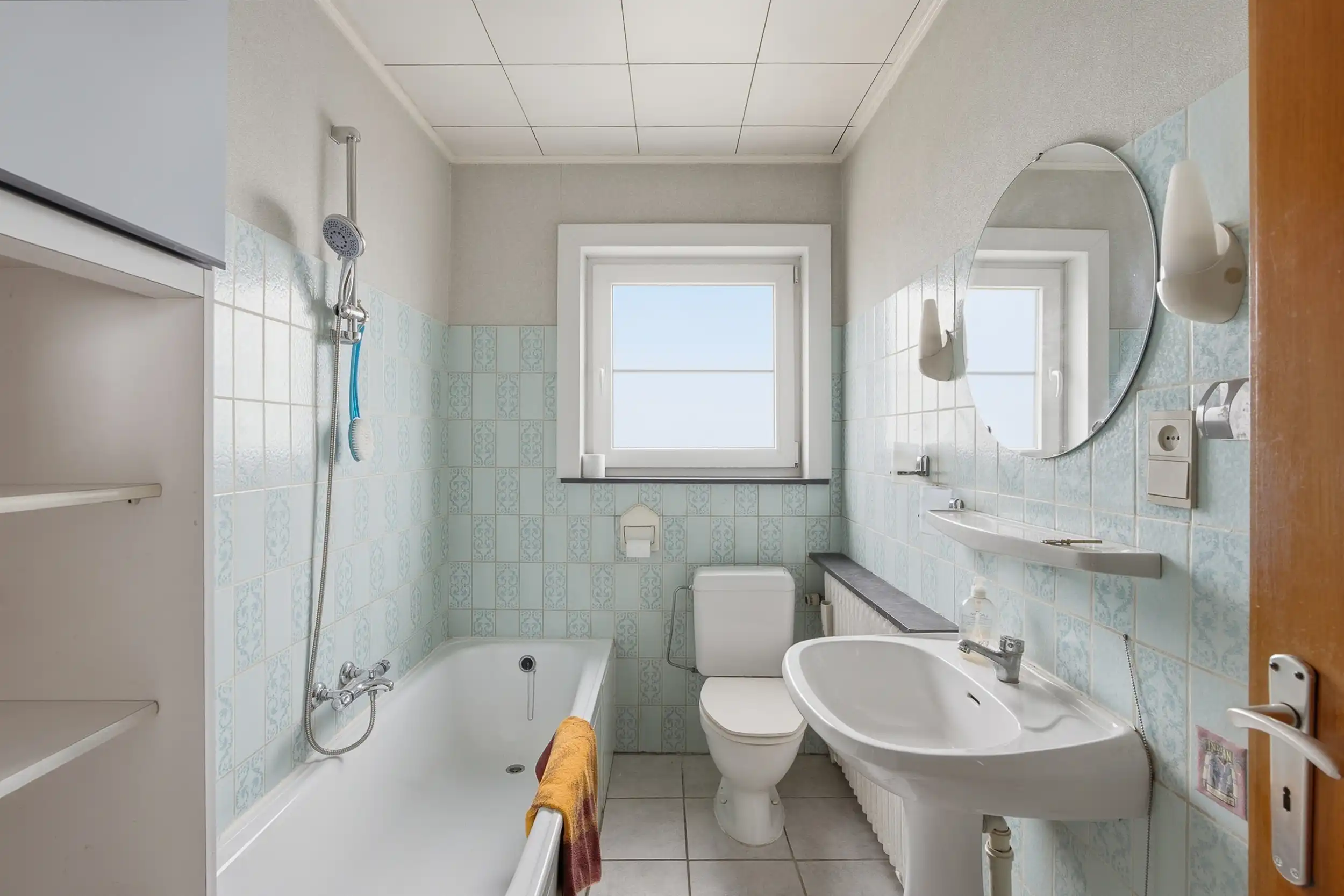 Karaktervolle alleenstaande woning in leuke wijk te Deinze foto 11