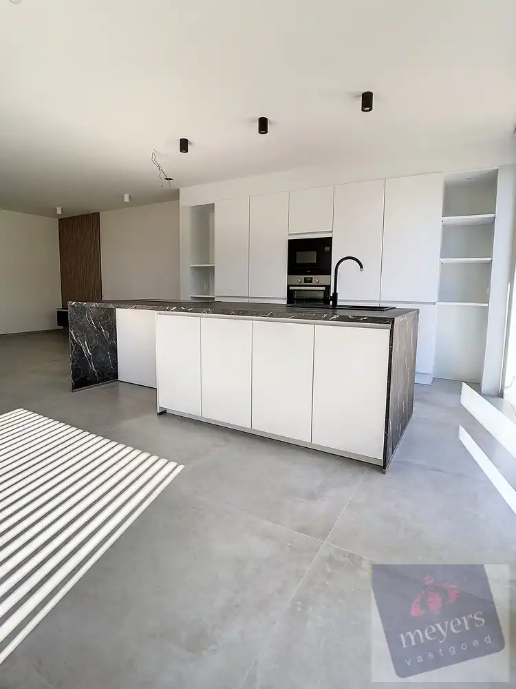 Recent en energiezuinige halfopen woning op toplocatie in Zonhoven foto 6