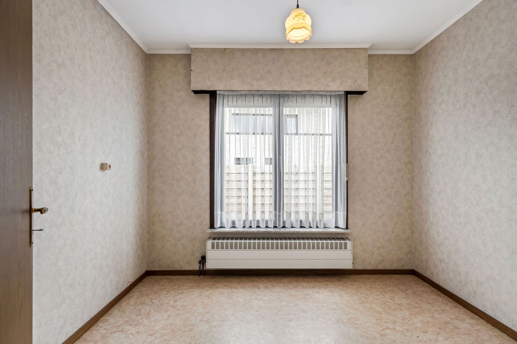 Sfeervolle bungalow met tuin en garage op rustige topligging foto 19