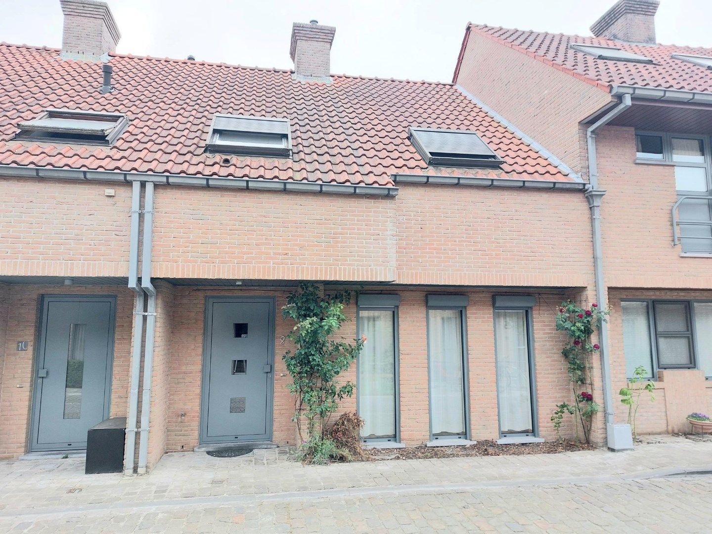 Ruime rustig gelegen stadswoning met tuin en garage foto 11
