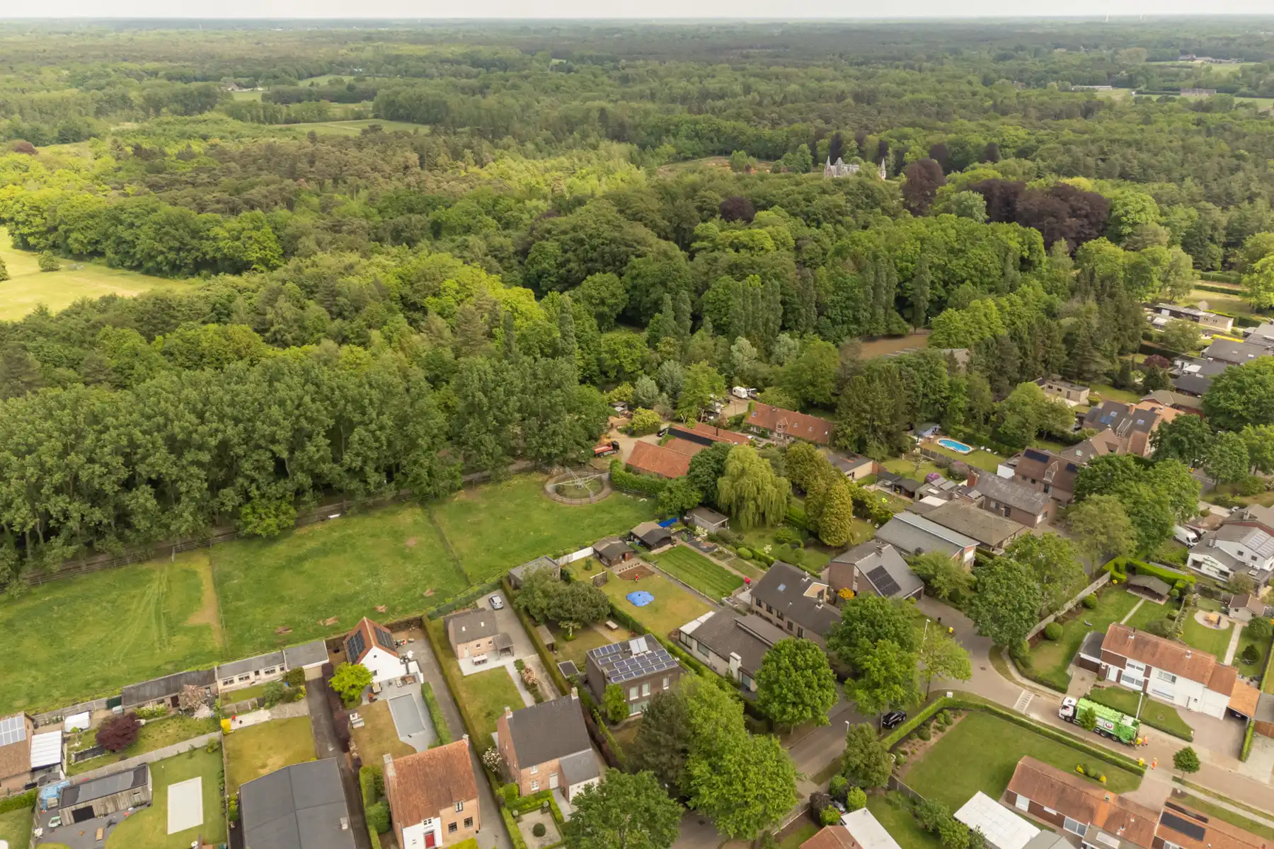 Degelijke en energiezuinige villa  op ca. 1000 m2 foto 47