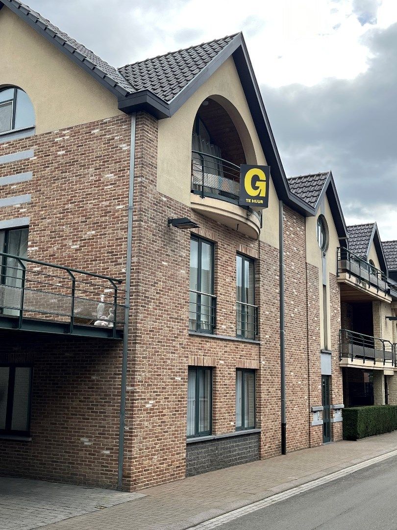 Aangenaam en luchtig appartement met 1 slaapkamer, terras & autostandplaats in ondergrondse garage in hartje Hoeselt foto 4